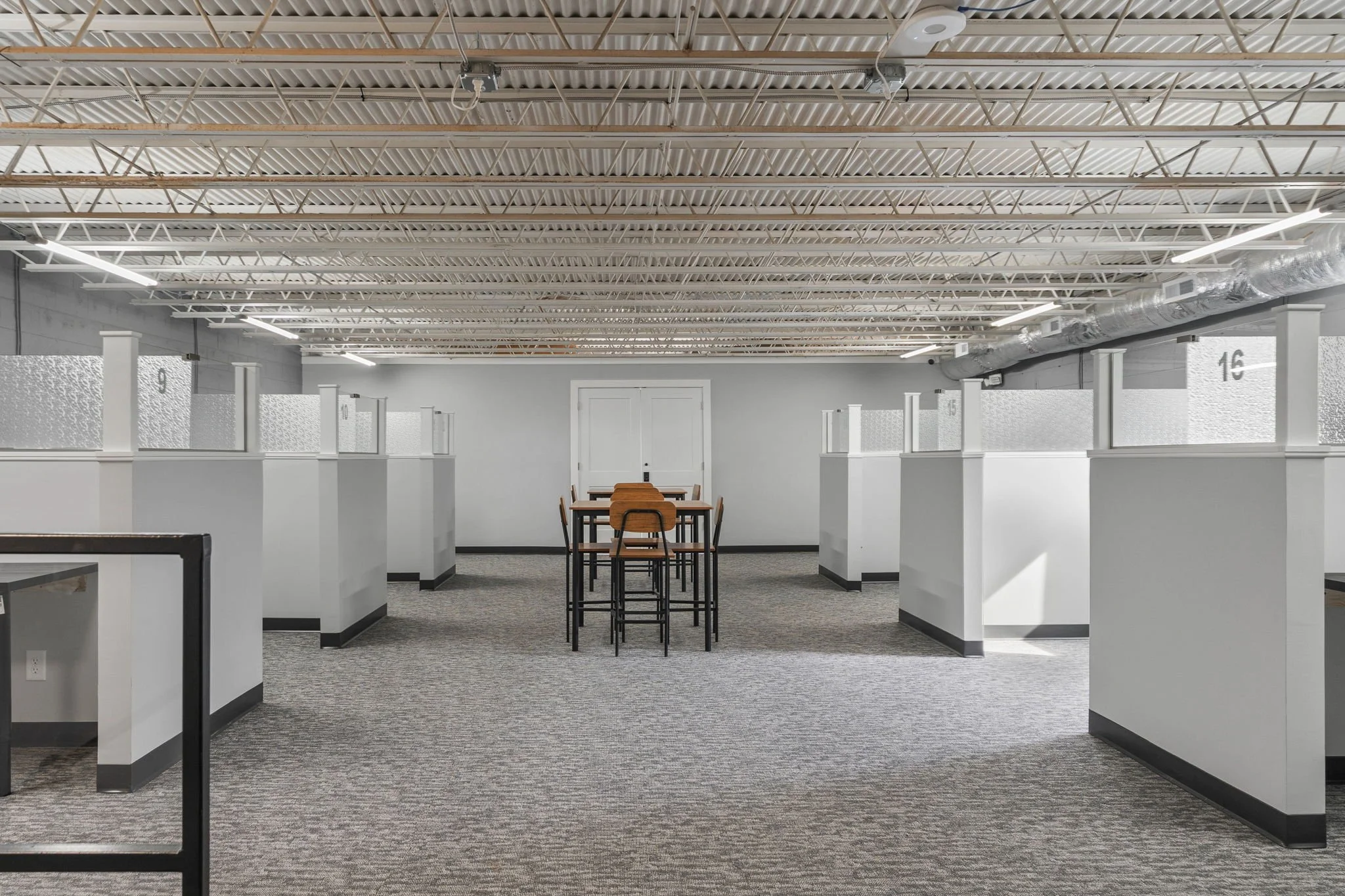 83-web-or-mls-117 S Main St interior-23.jpg
