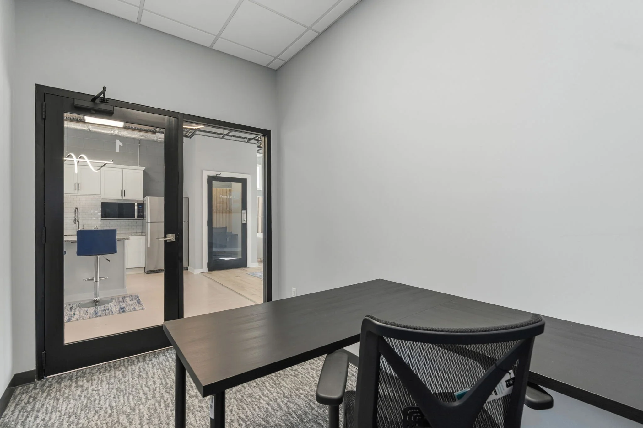 47-web-or-mls-117 S Main St interior-59.jpg