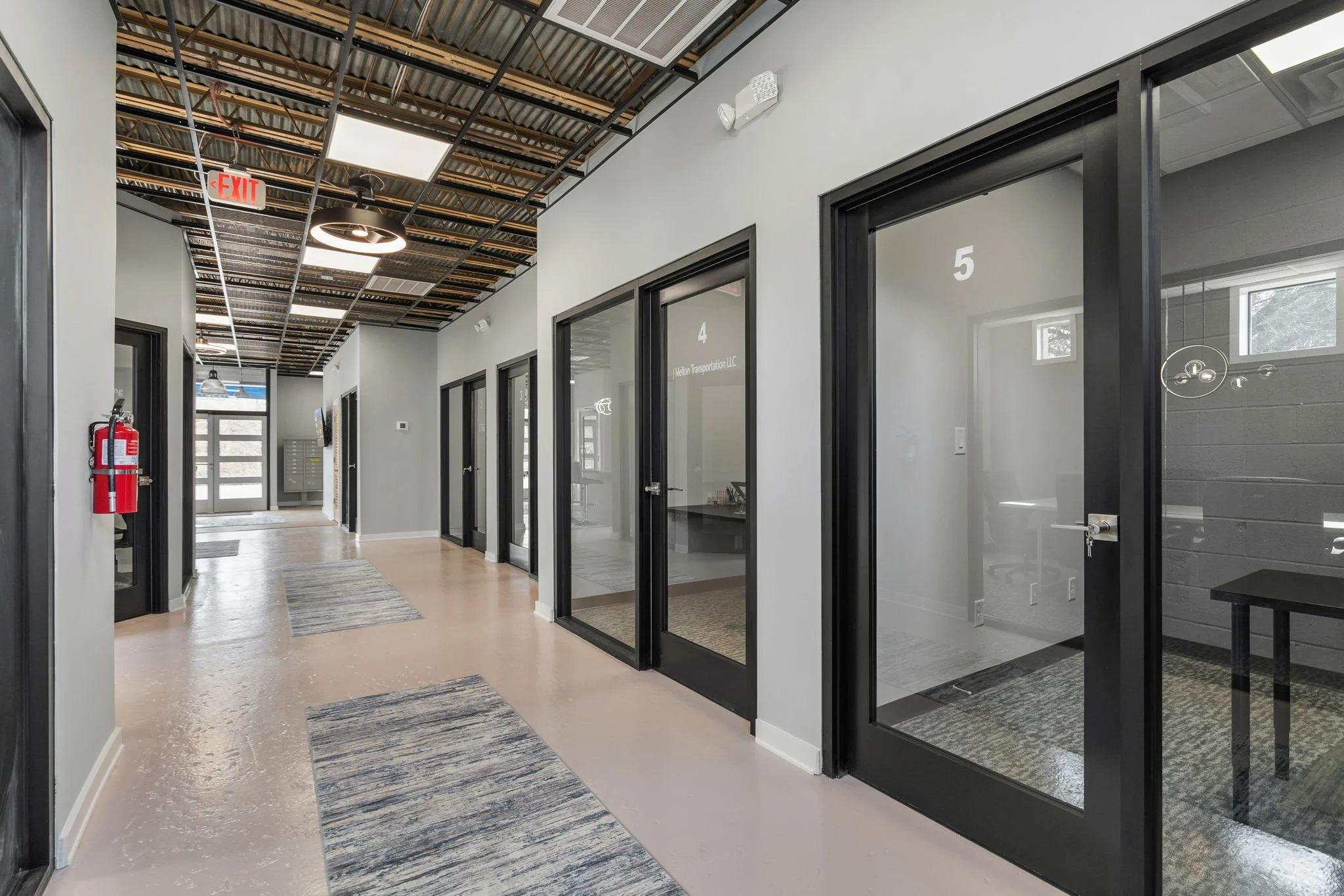 56-web-or-mls-117 S Main St interior-50.jpg