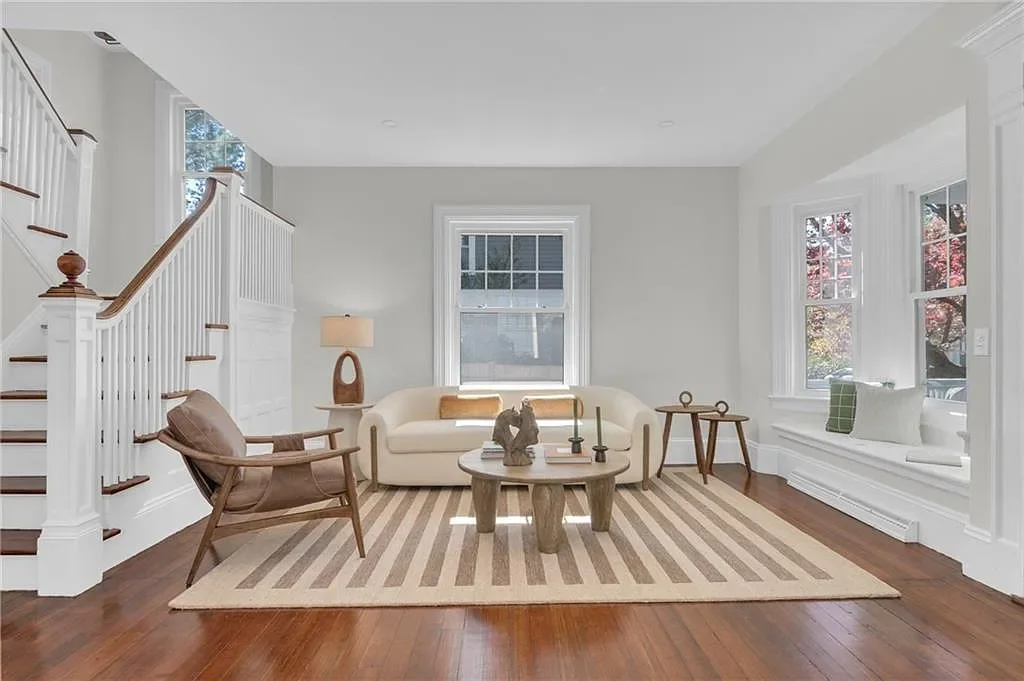 2b518278d8d1e47fb92d4983199e6b02-uncropped_scaled_within_1536_1152 (1).webp