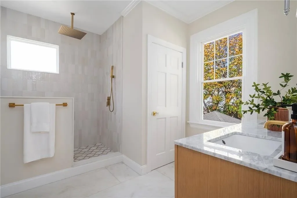 irvingprimarybath.webp