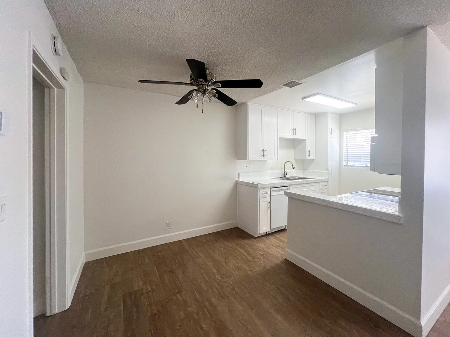 Dining Nook in Palm Vista 1-Bedroom Apartment