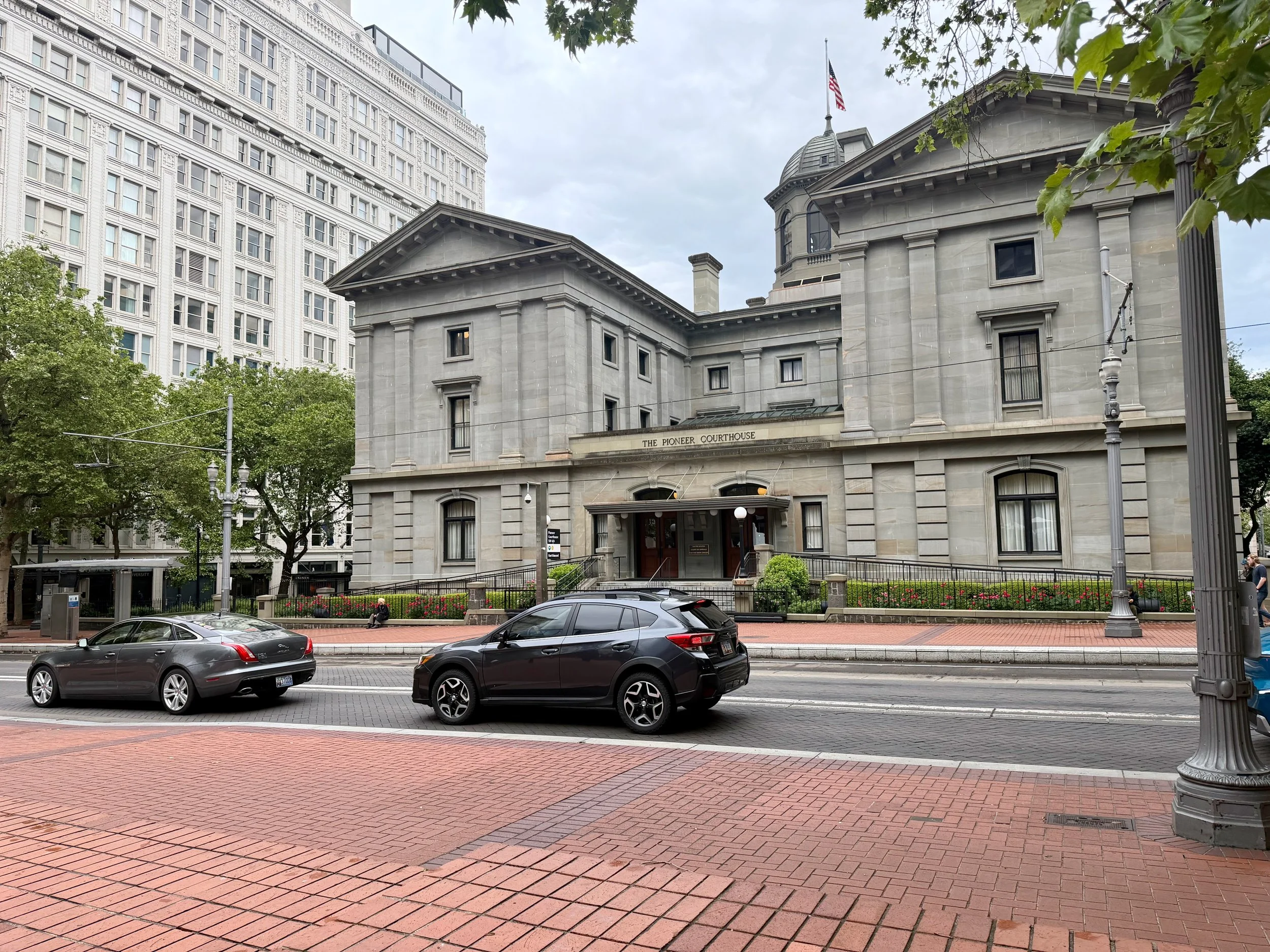 The Poineer  Courthouse