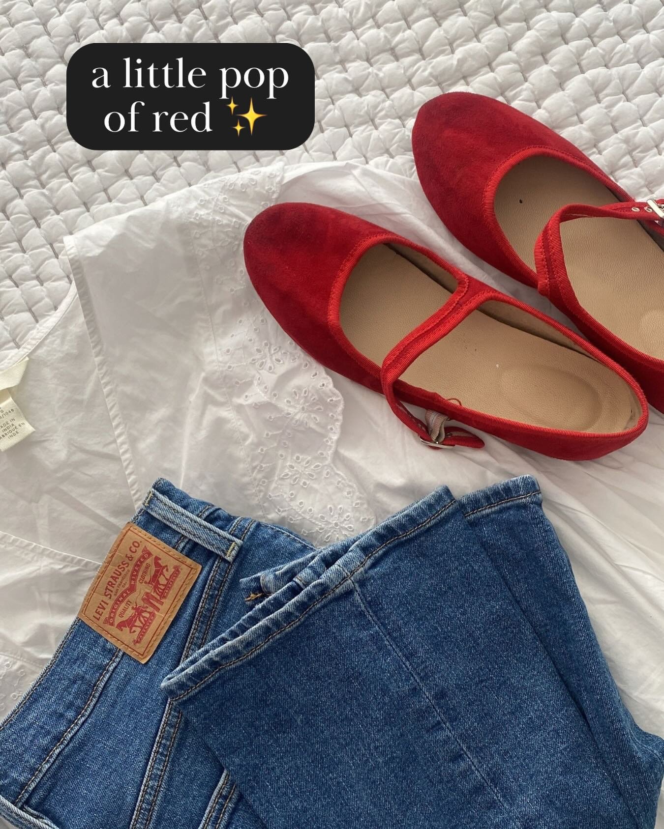 Sometimes it&rsquo;s not a whole new wardrobe&hellip;it&rsquo;s a little pop of red. ❤️ 

Great style isn&rsquo;t about excess. It&rsquo;s about knowing what elevates the basics you already own. 

Denim. A classic blouse. A bold shoe. 
Effortless. Me