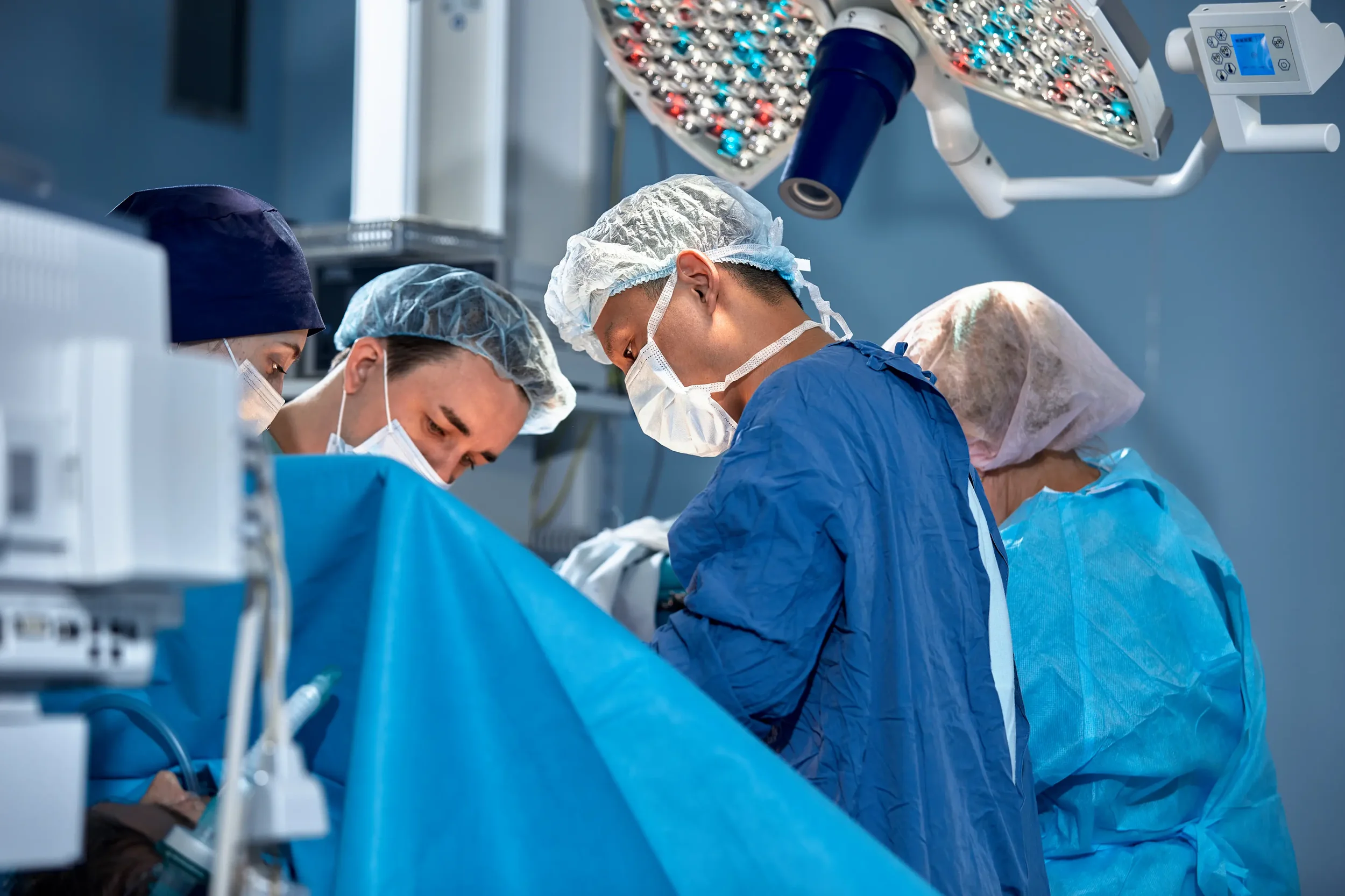 Consulta con el Dr. Heriberto Reyes, nefrólogo en Tijuana experto en salud renal.