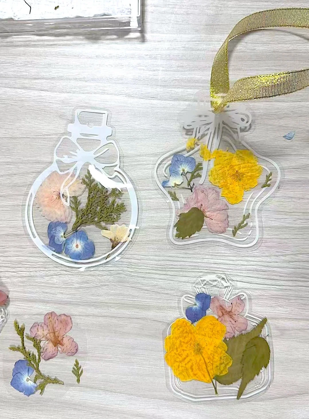 花香书签 × 圣诞贺卡 1.jpg