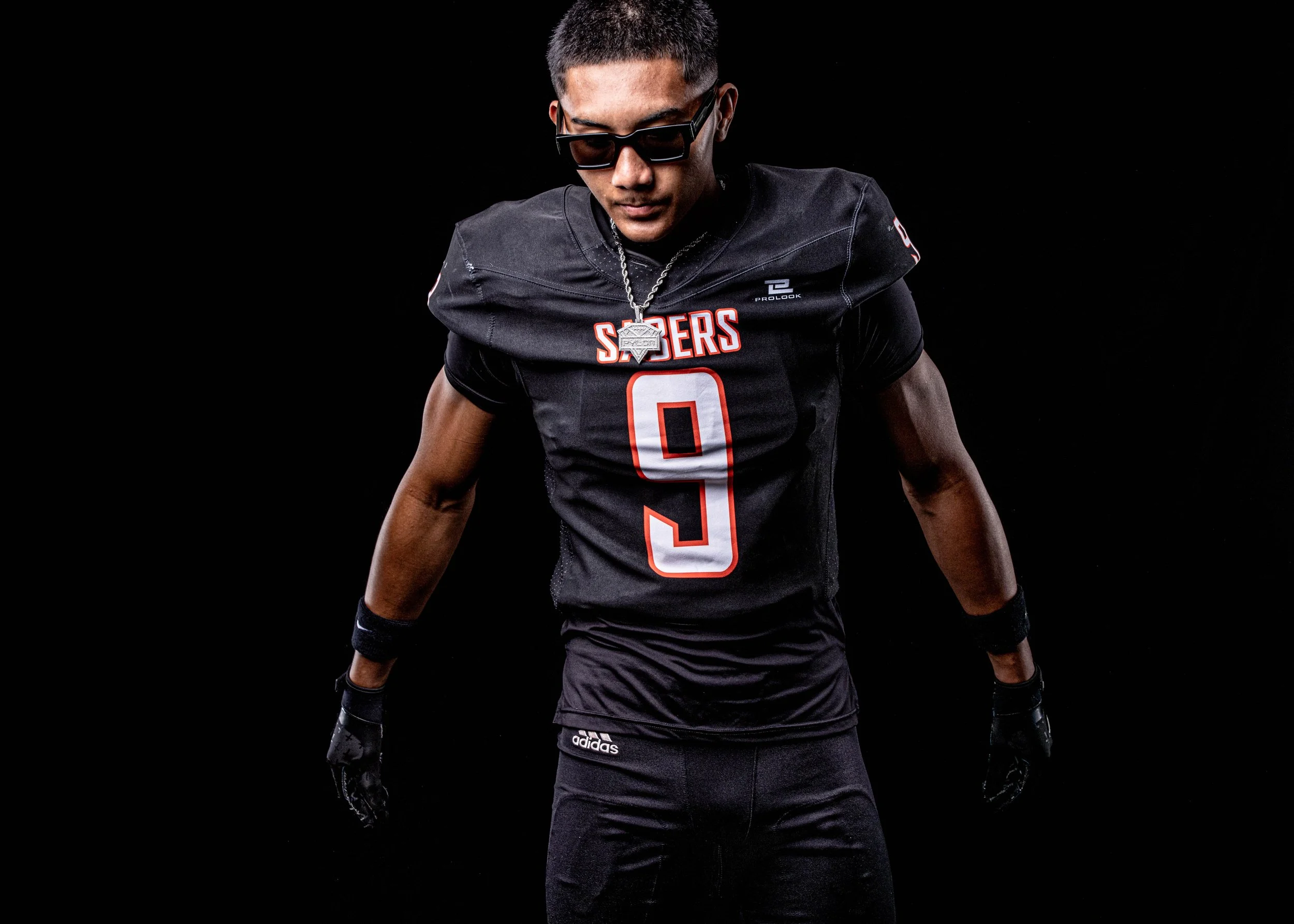 CAMPBELL_FB-6057.jpg