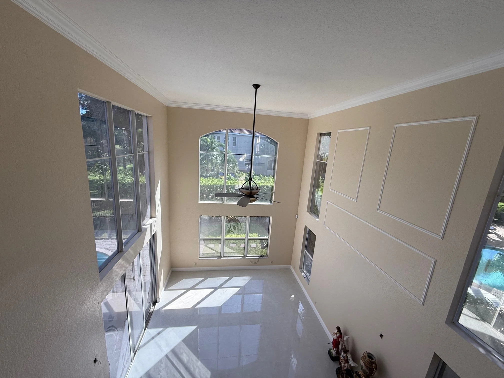 Bakanos Home Interior Living Room Paint.jpeg