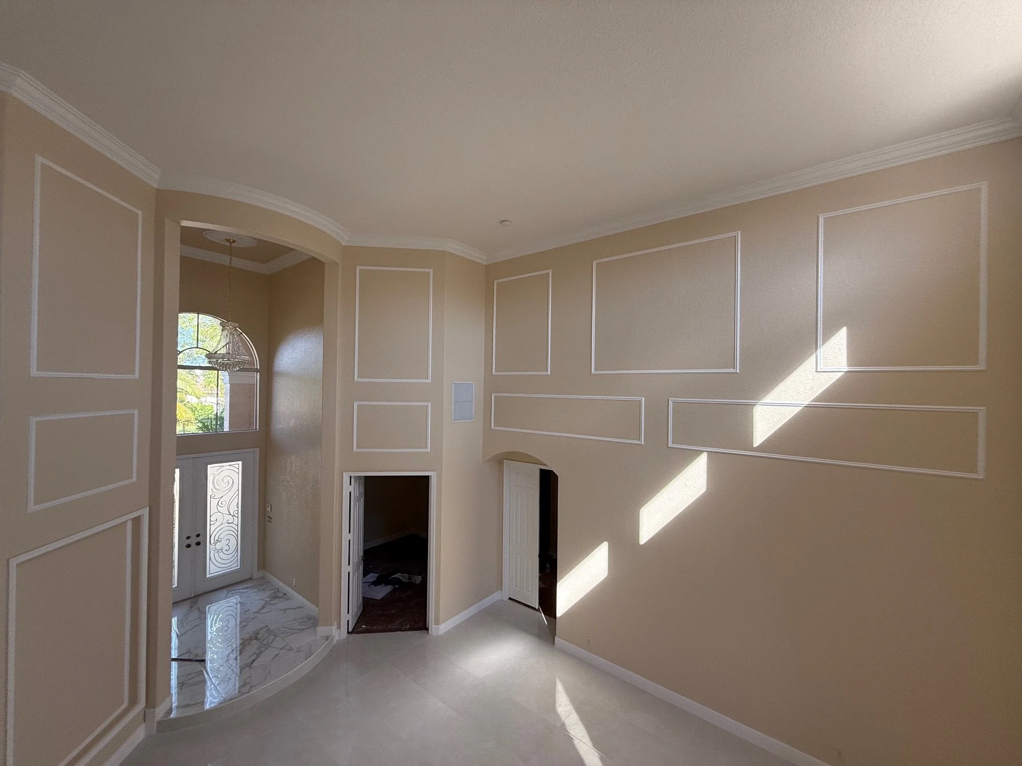 Bakanos Home Interior Walls.jpeg