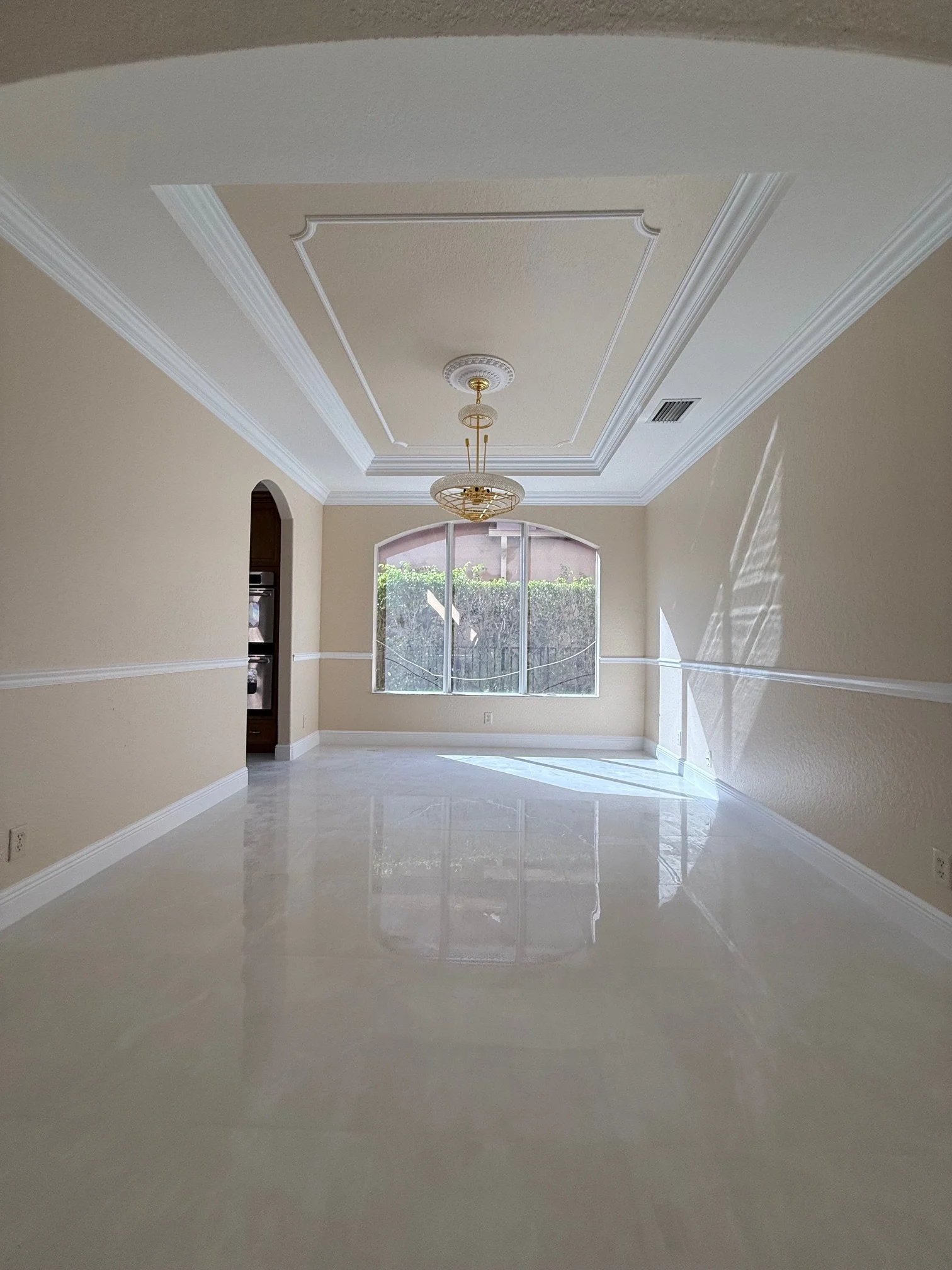 Bakanos Home Interior Dining Room.jpeg