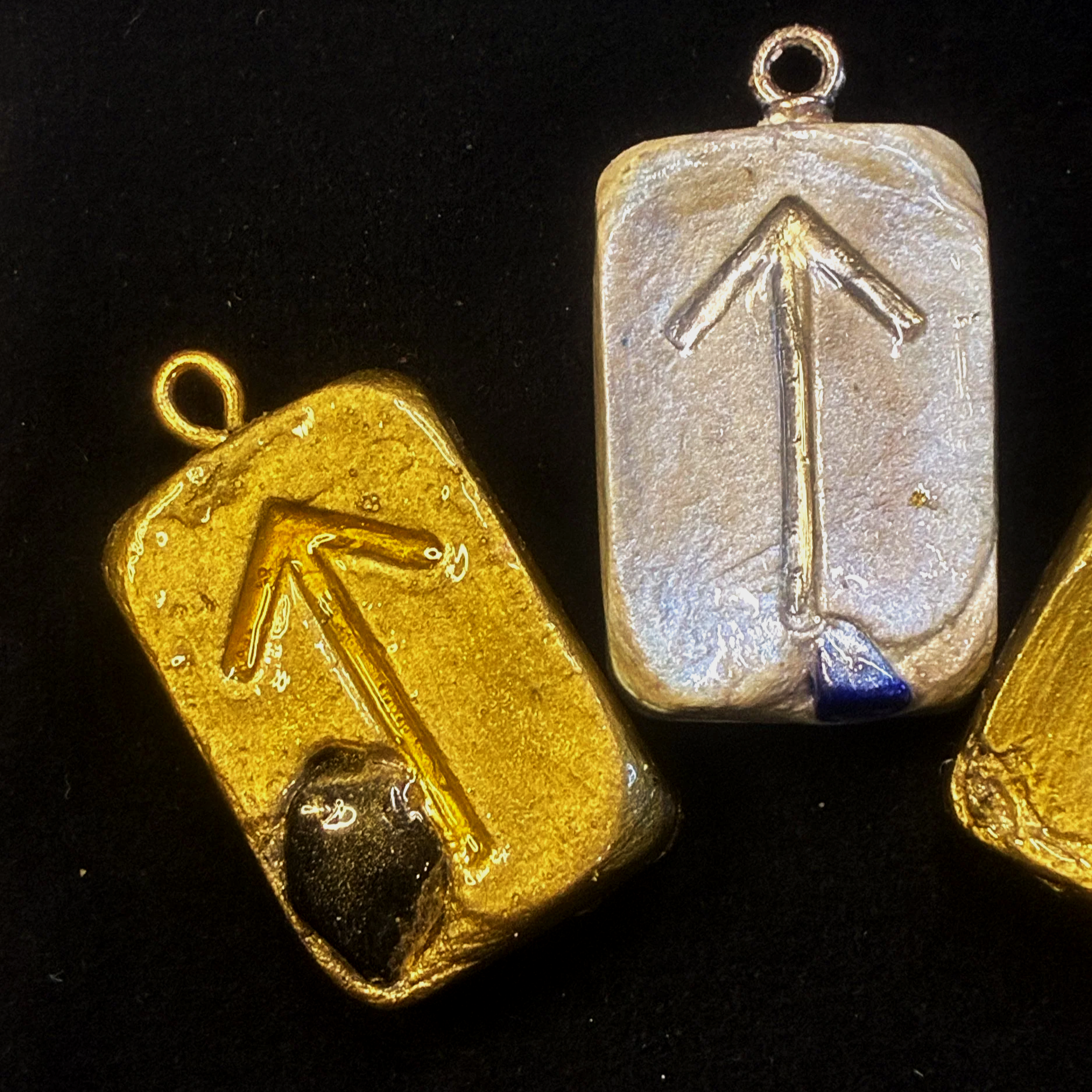 ᛃ Luna Rune Pendant - LunaWye