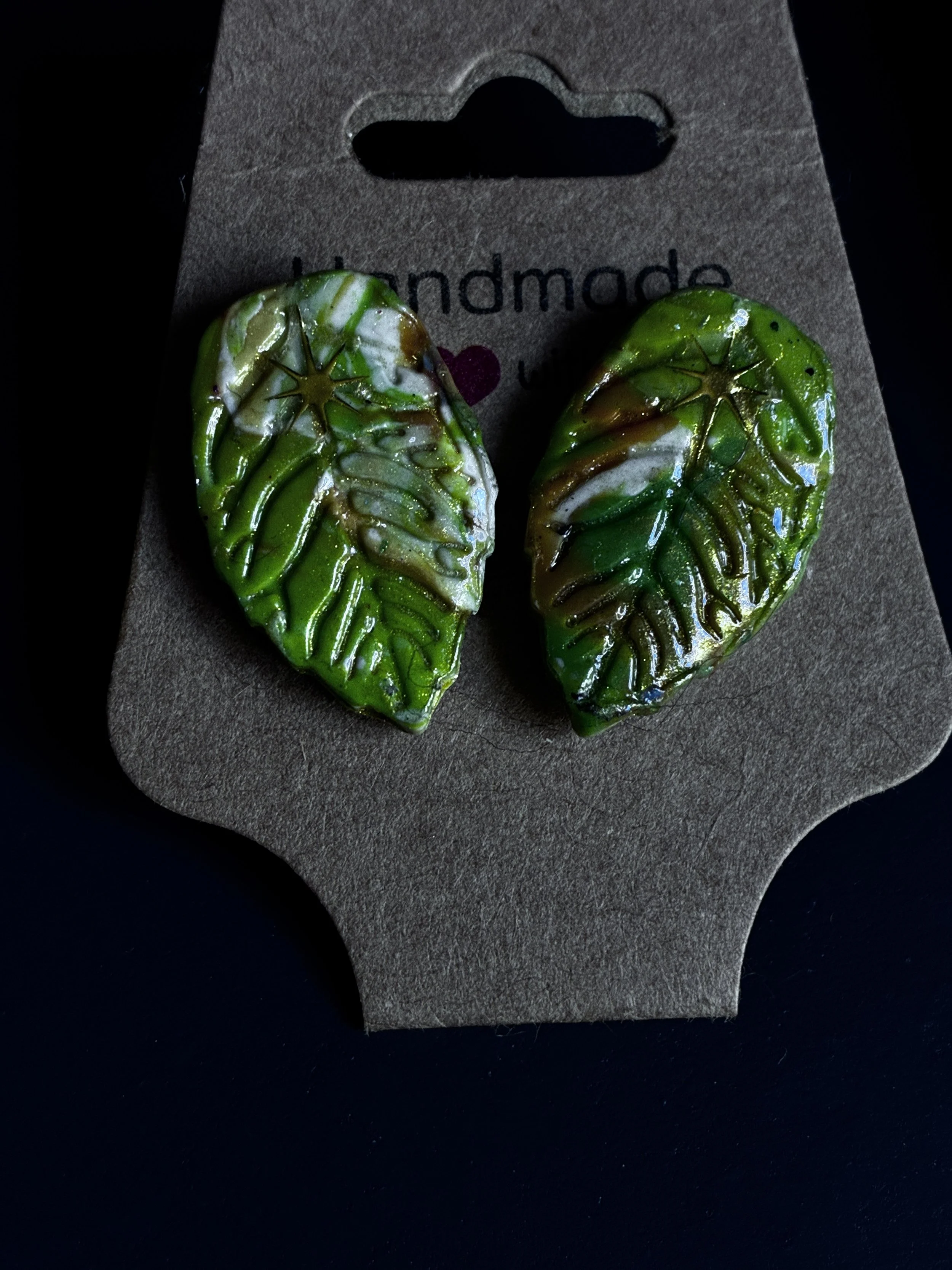 𖧧 Leaf It Out - LunaWye