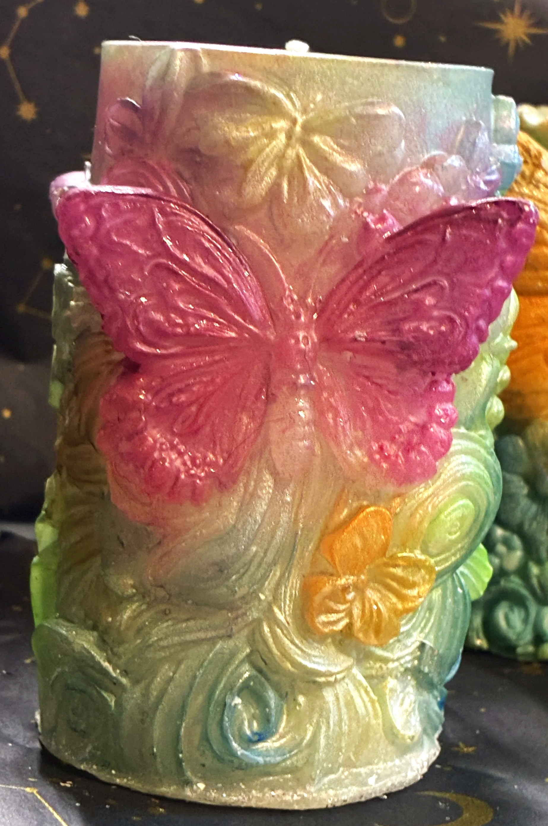 🦋 Ember Wing - Lightness