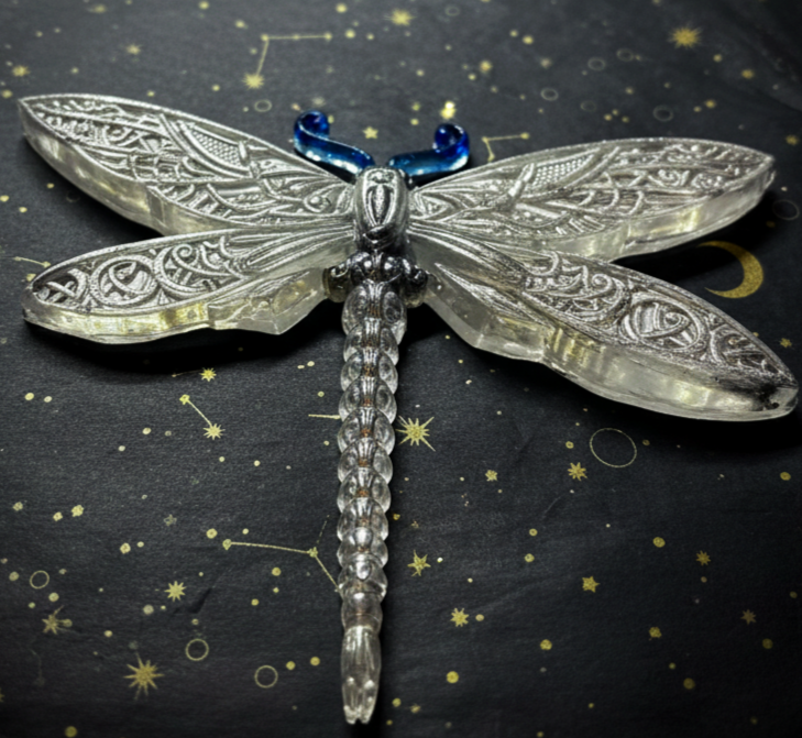 🪽 Dragonfly Guardian  Statement Protector