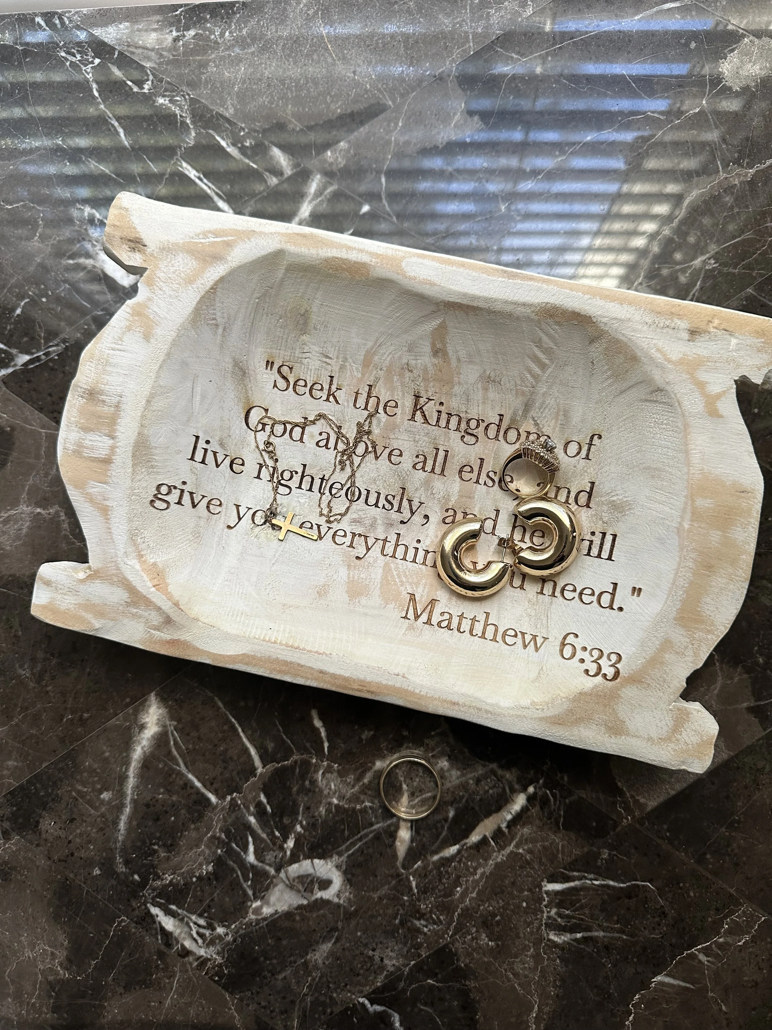 Rustic White Paulownia Wood Bowl (Engraved)