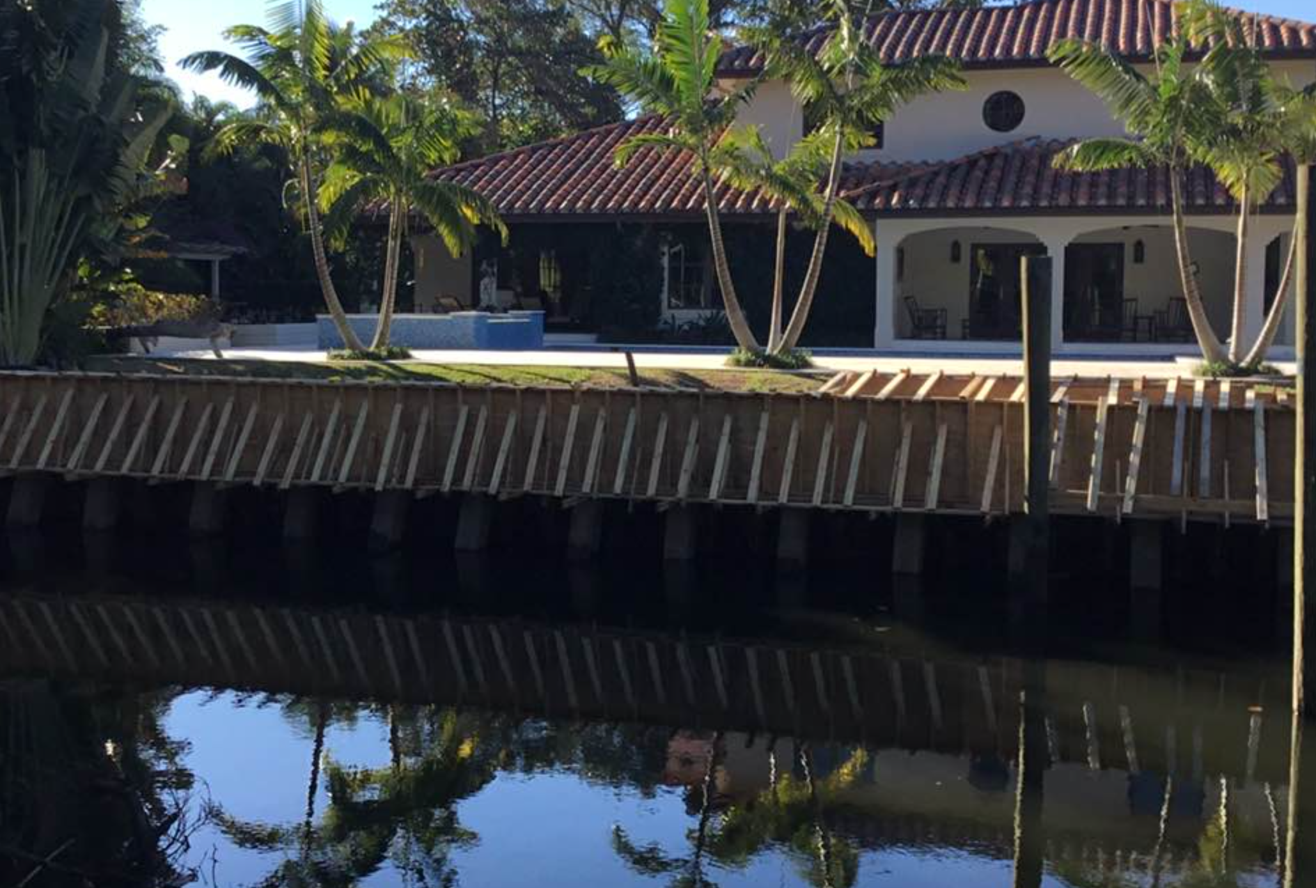 SEAWALL CONSTRUCTION & REPLACEMENT SERVICES