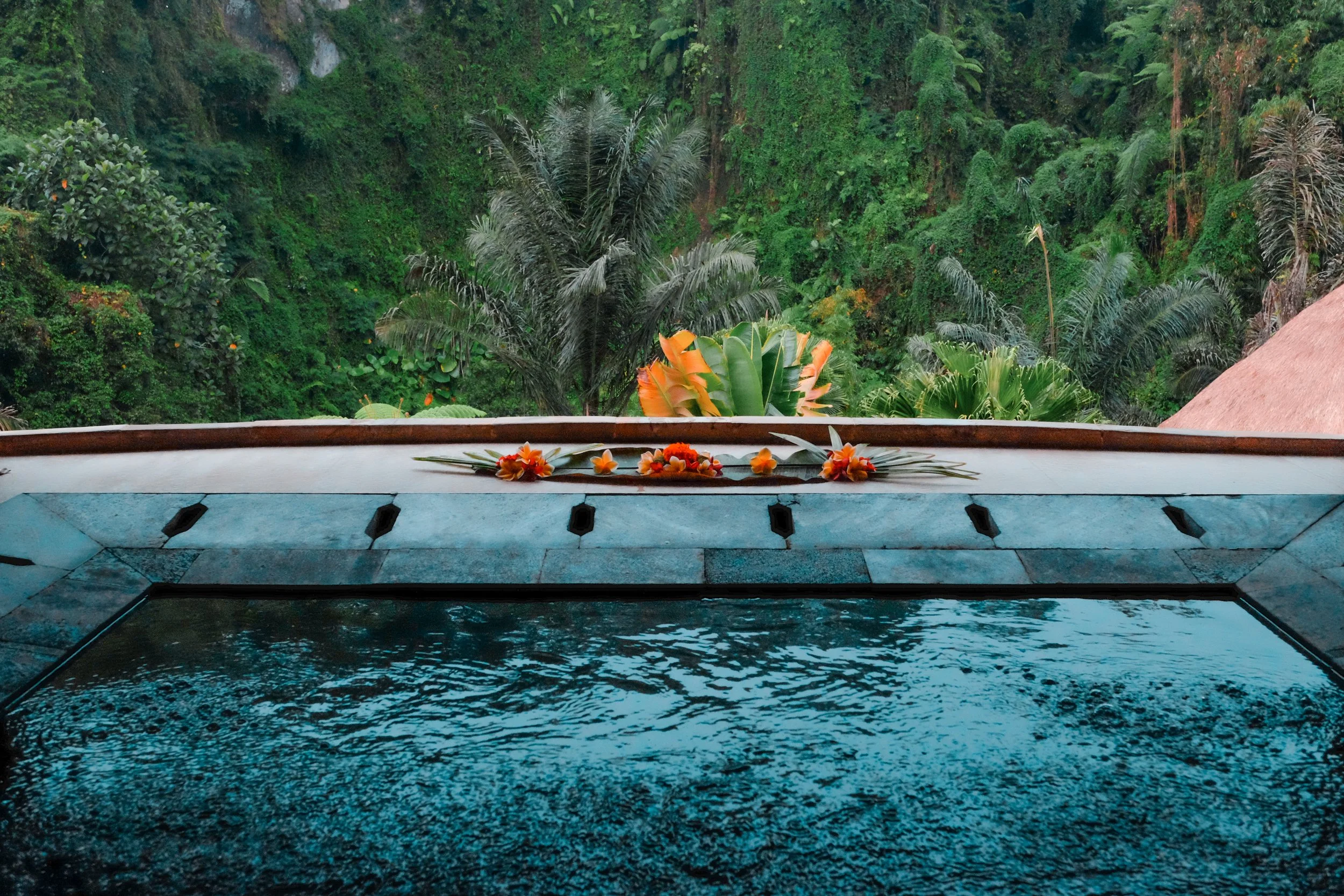 Lightwell Bali retreat spa sauna therapy treatment