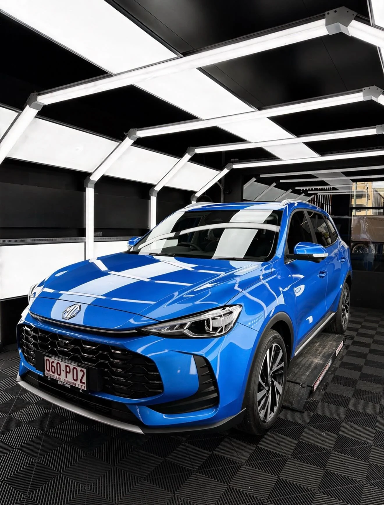 New Car Package $1400+gst 

Window tint ✔️
5 year ceramic paint protection ✔️

Protected from the sun and ready for the road.