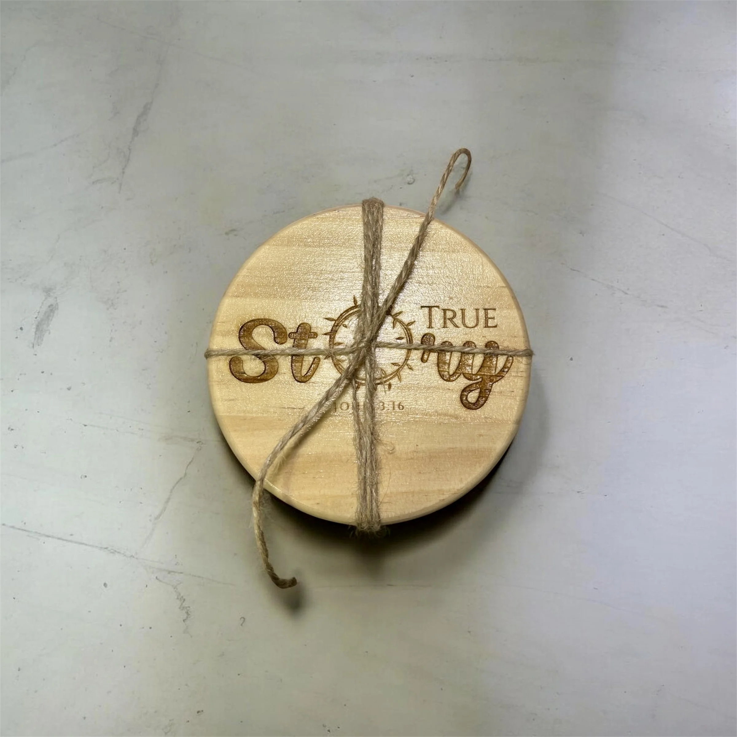 4 PK - Elegantly Engraved Wooden Coasters