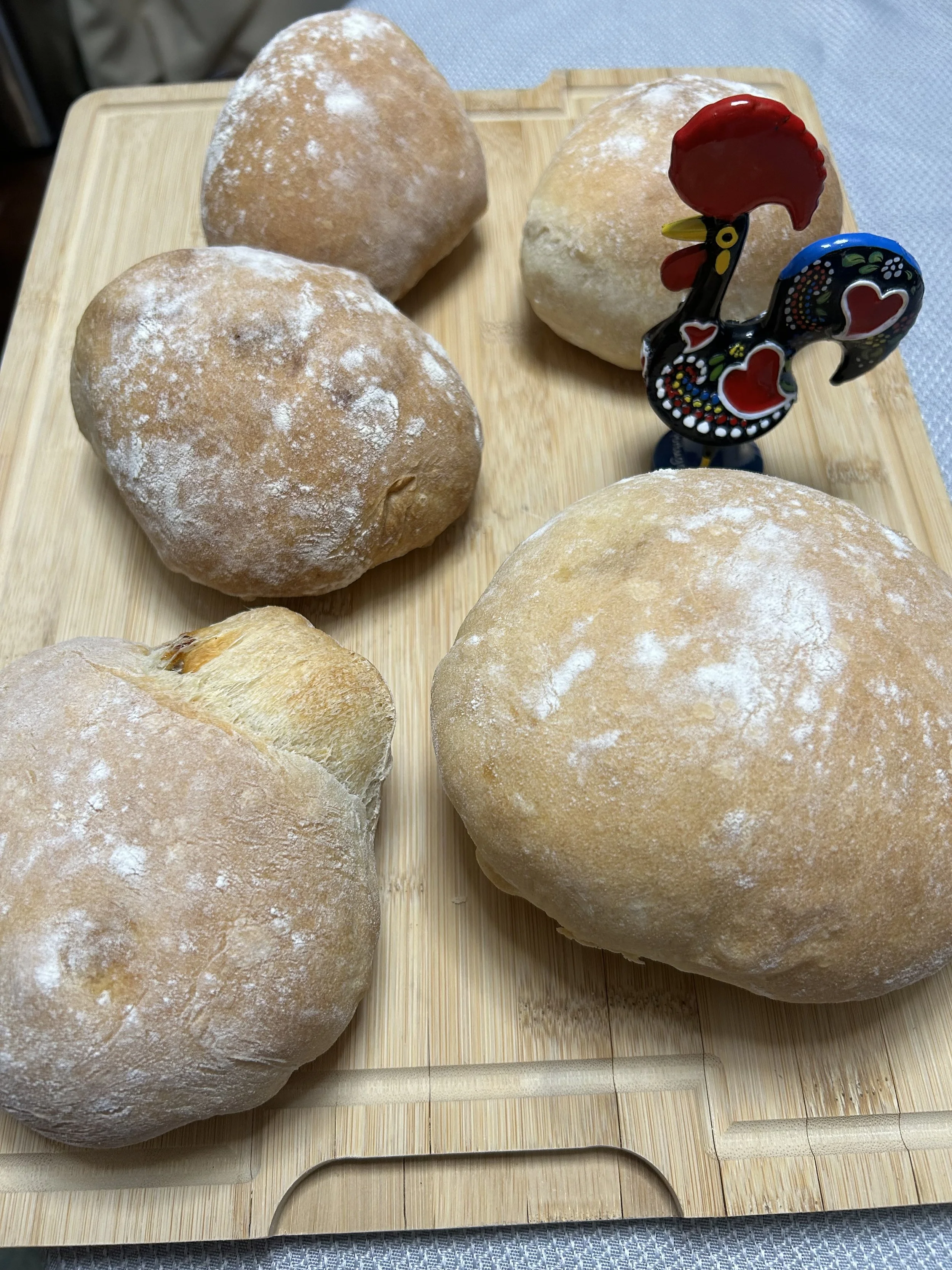 Pão caseiro -- Homemade bread