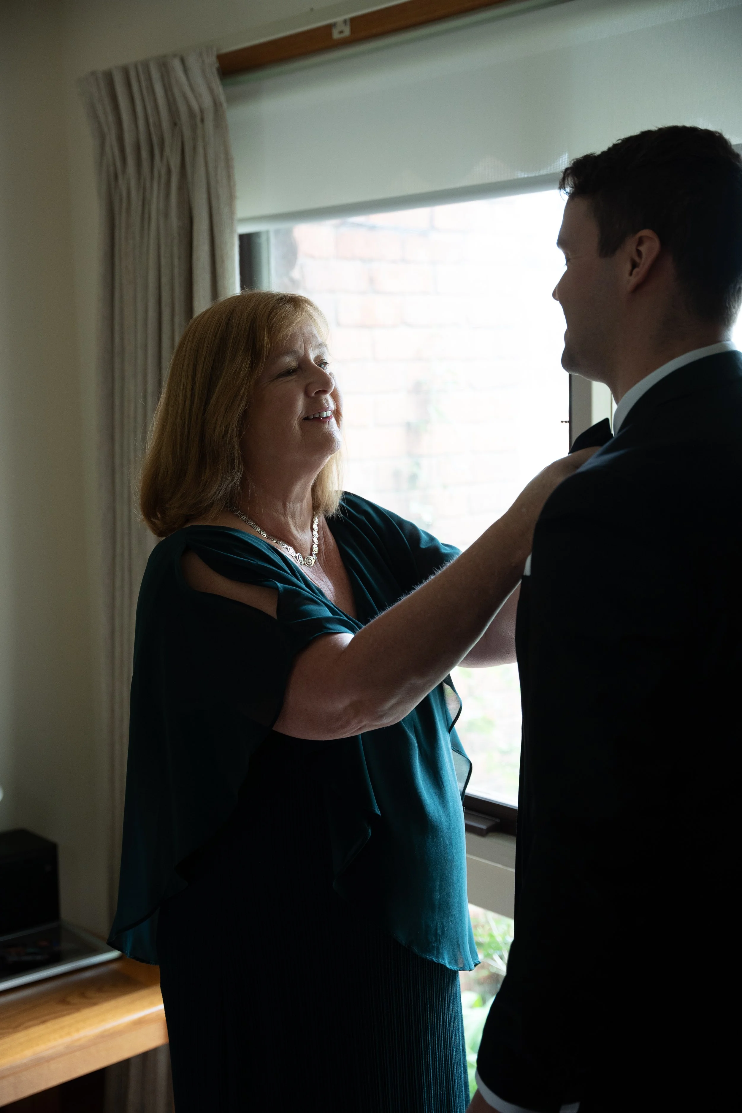 Eliza + Sean_Mt Macedon Winery-10.jpg