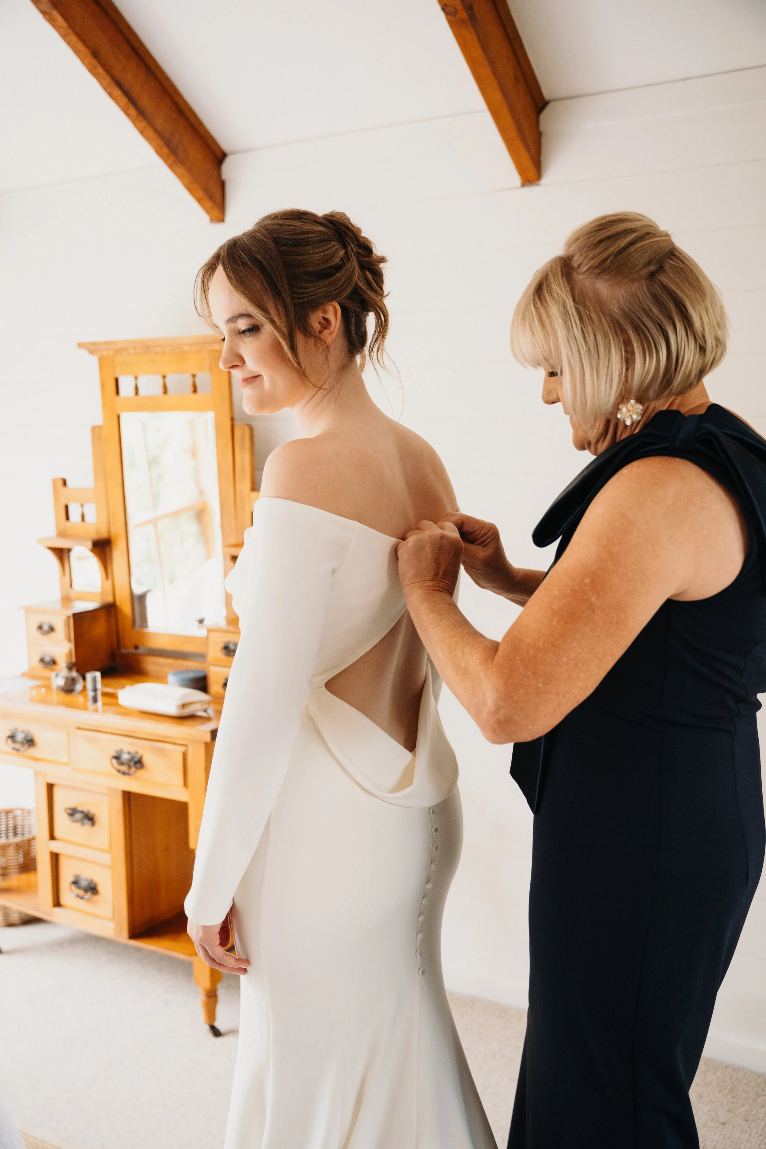 Eliza + Sean_Mt Macedon Winery-27.jpg