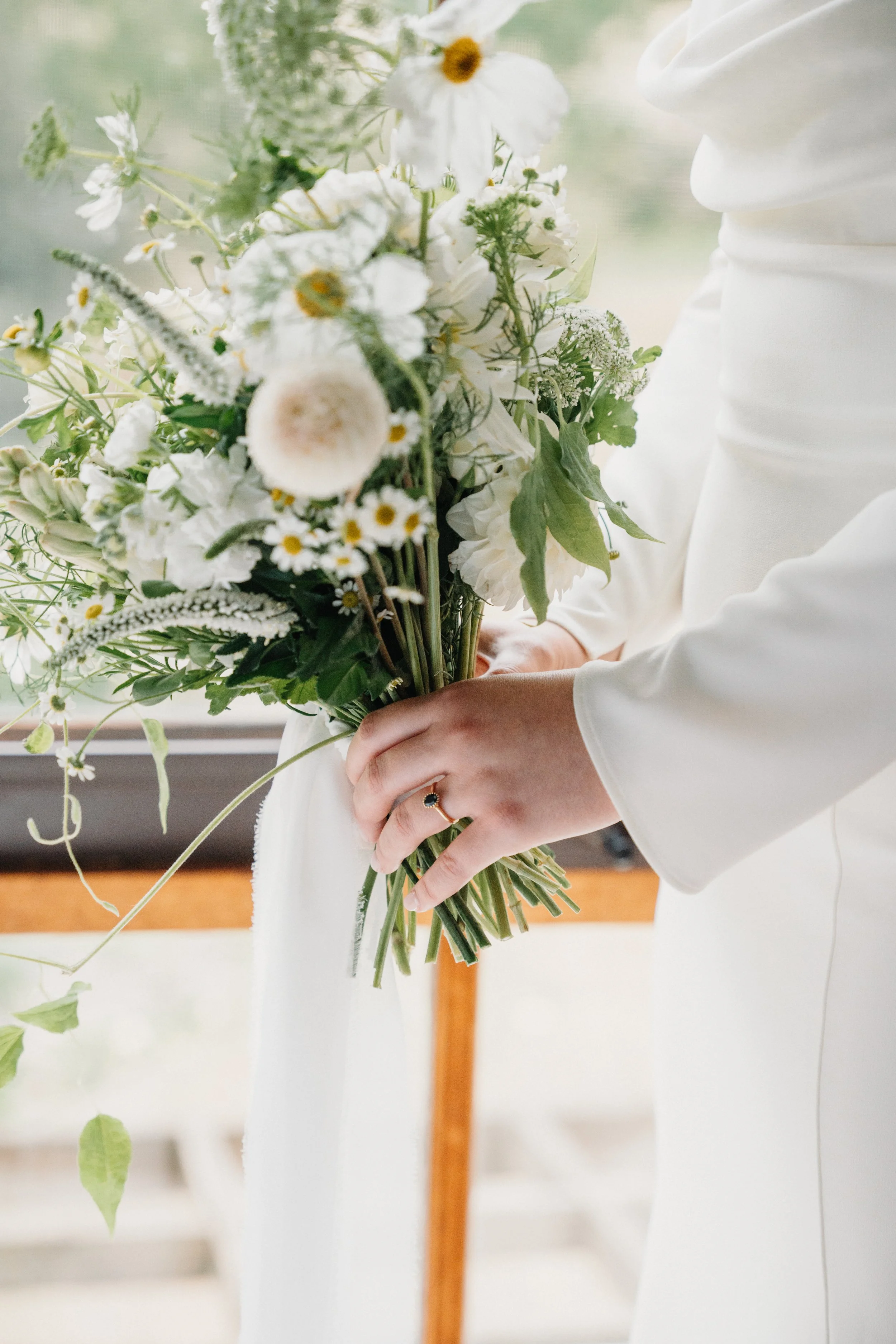 Eliza + Sean_Mt Macedon Winery-34.jpg