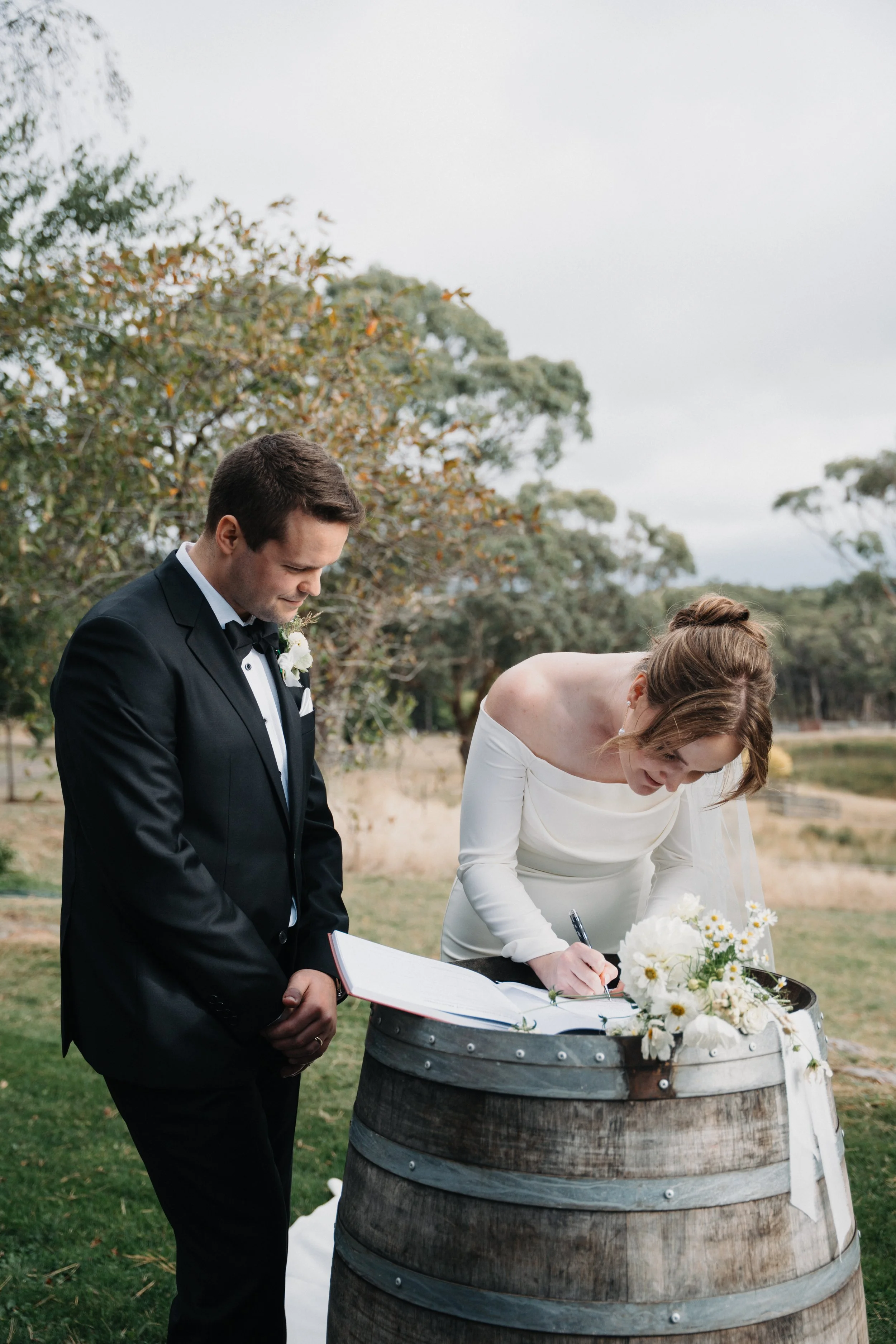 Eliza + Sean_Mt Macedon Winery-97.jpg