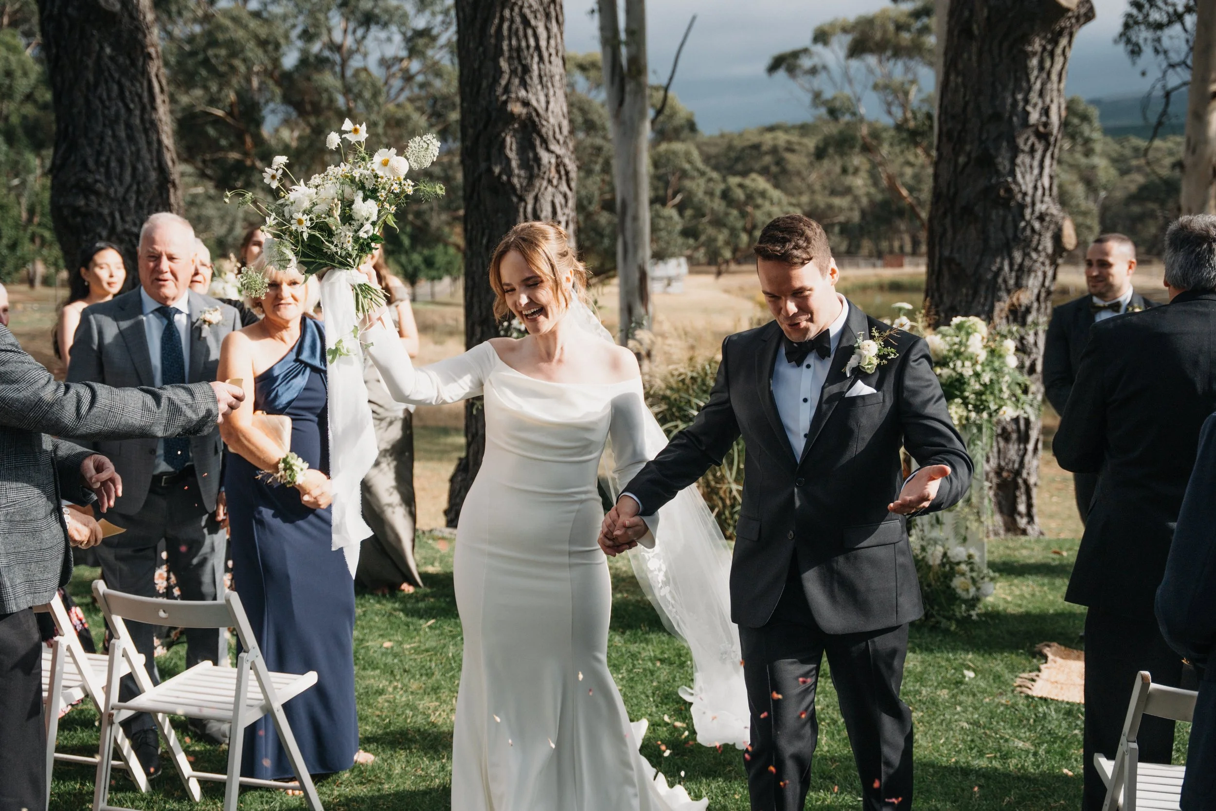 Eliza + Sean_Mt Macedon Winery-102.jpg