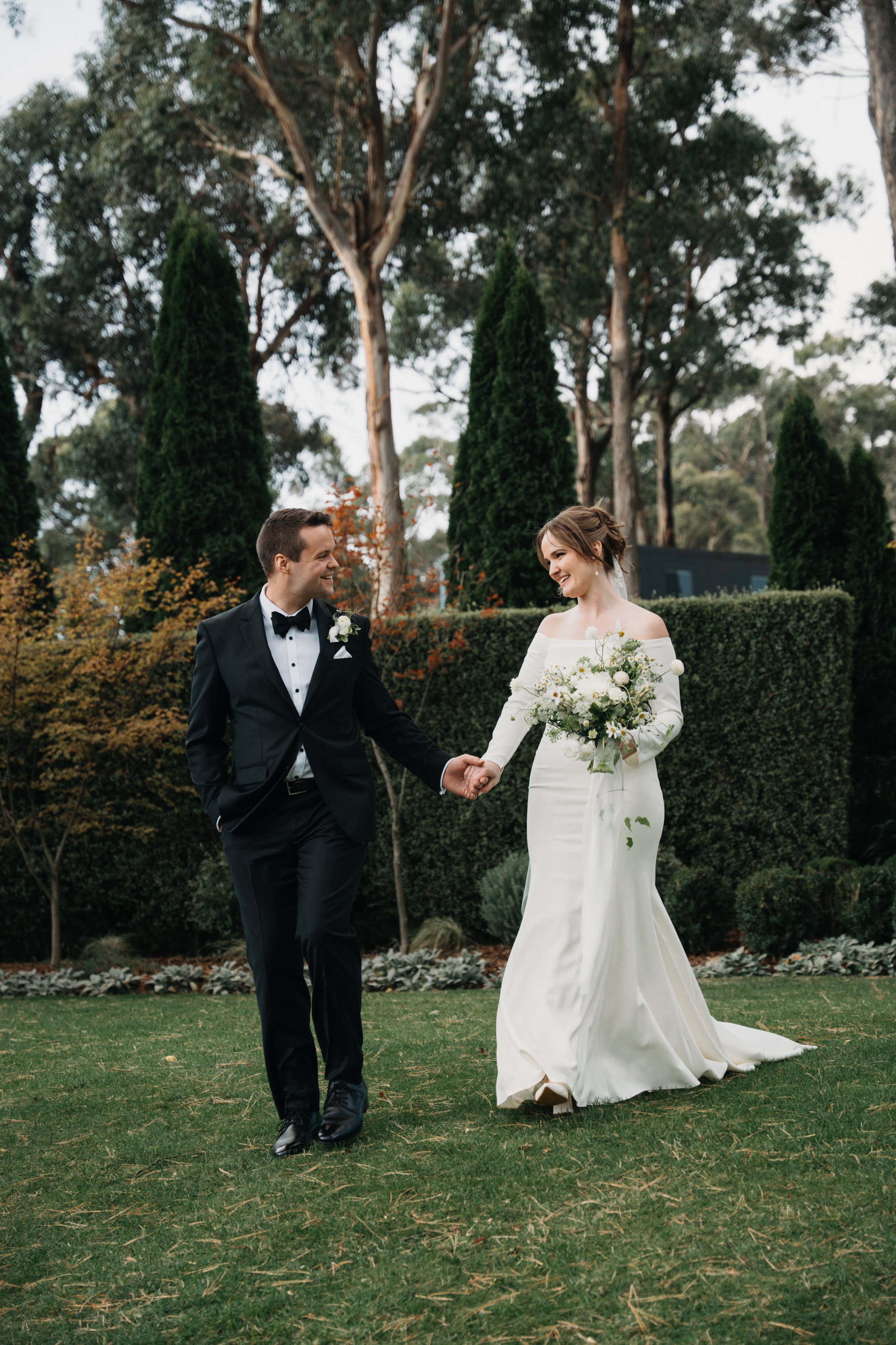 Eliza + Sean_Mt Macedon Winery-124.jpg