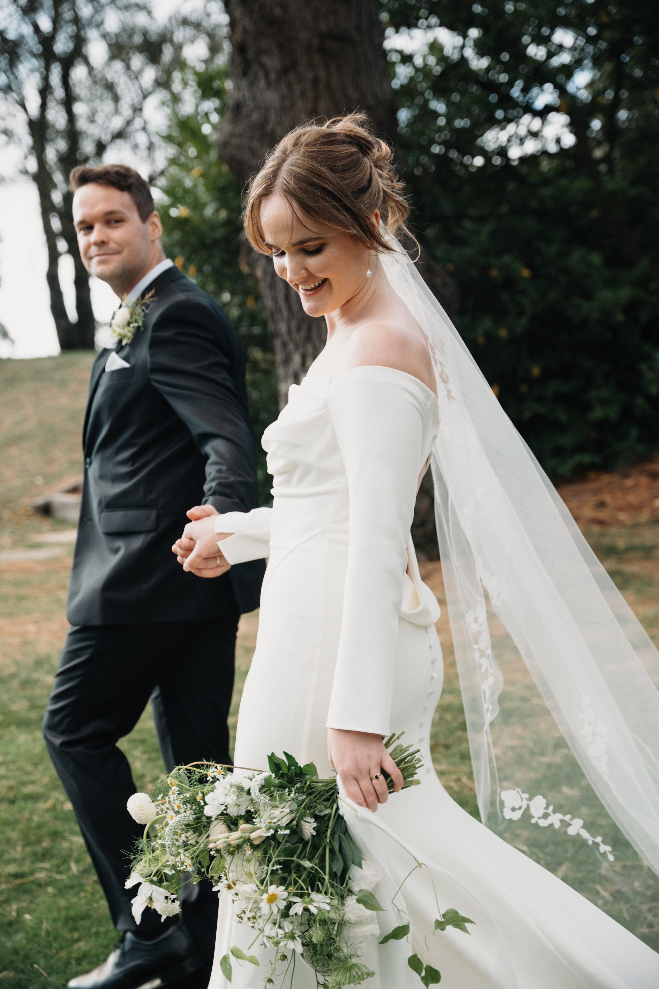 Eliza + Sean_Mt Macedon Winery-127.jpg