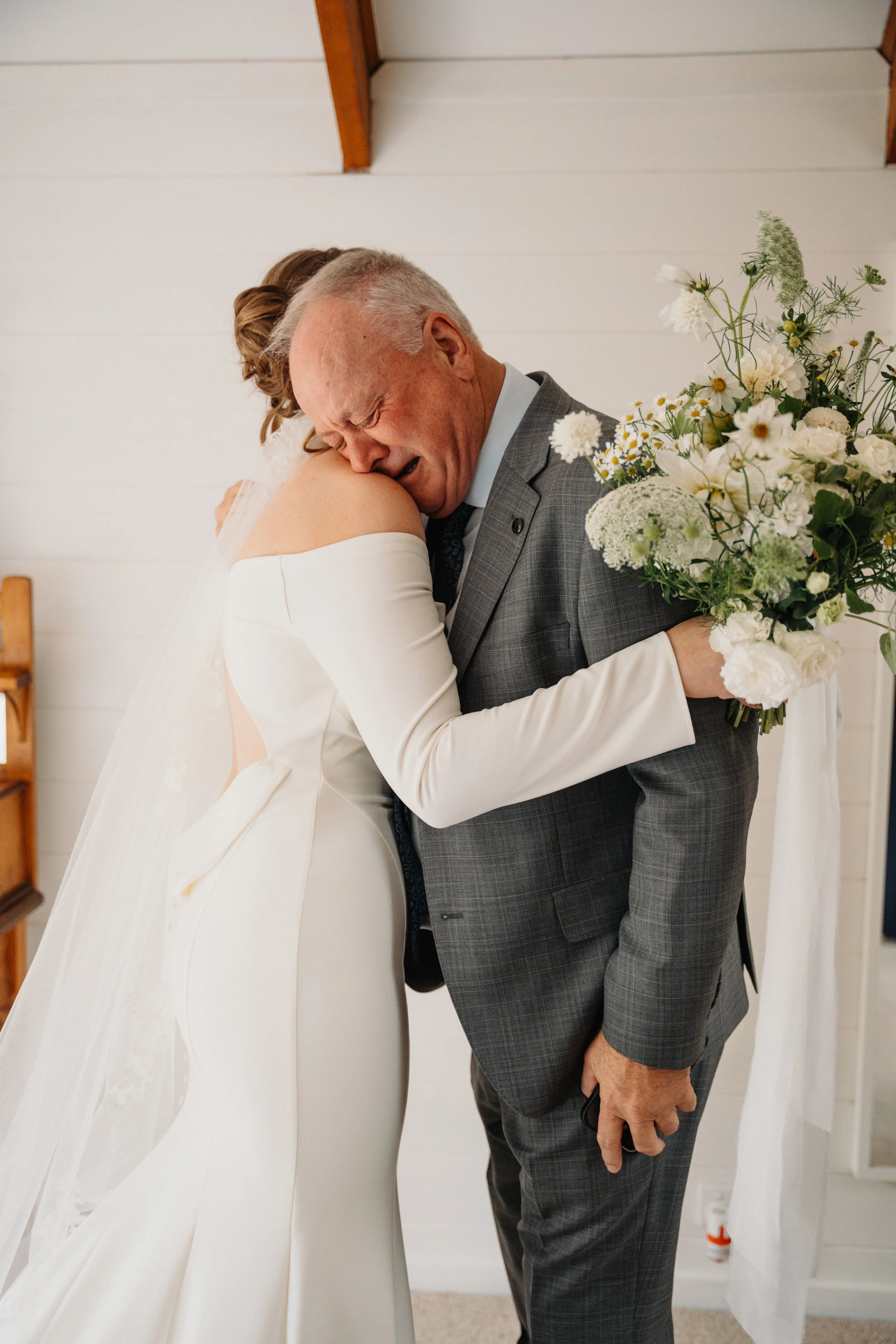 Eliza + Sean_Mt Macedon Winery-36.jpg