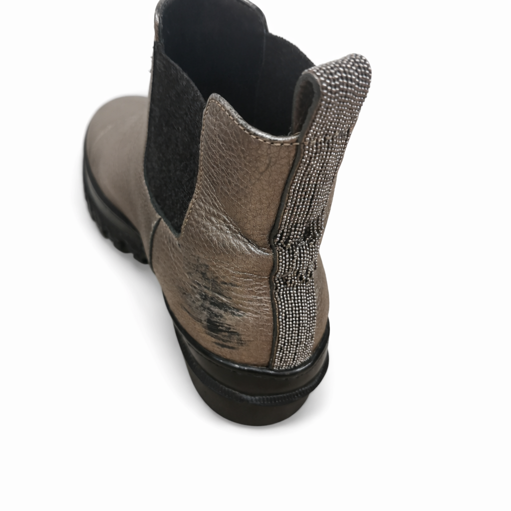 Brunello Cucinelli Monili Leather Chelsea Boots Size 37