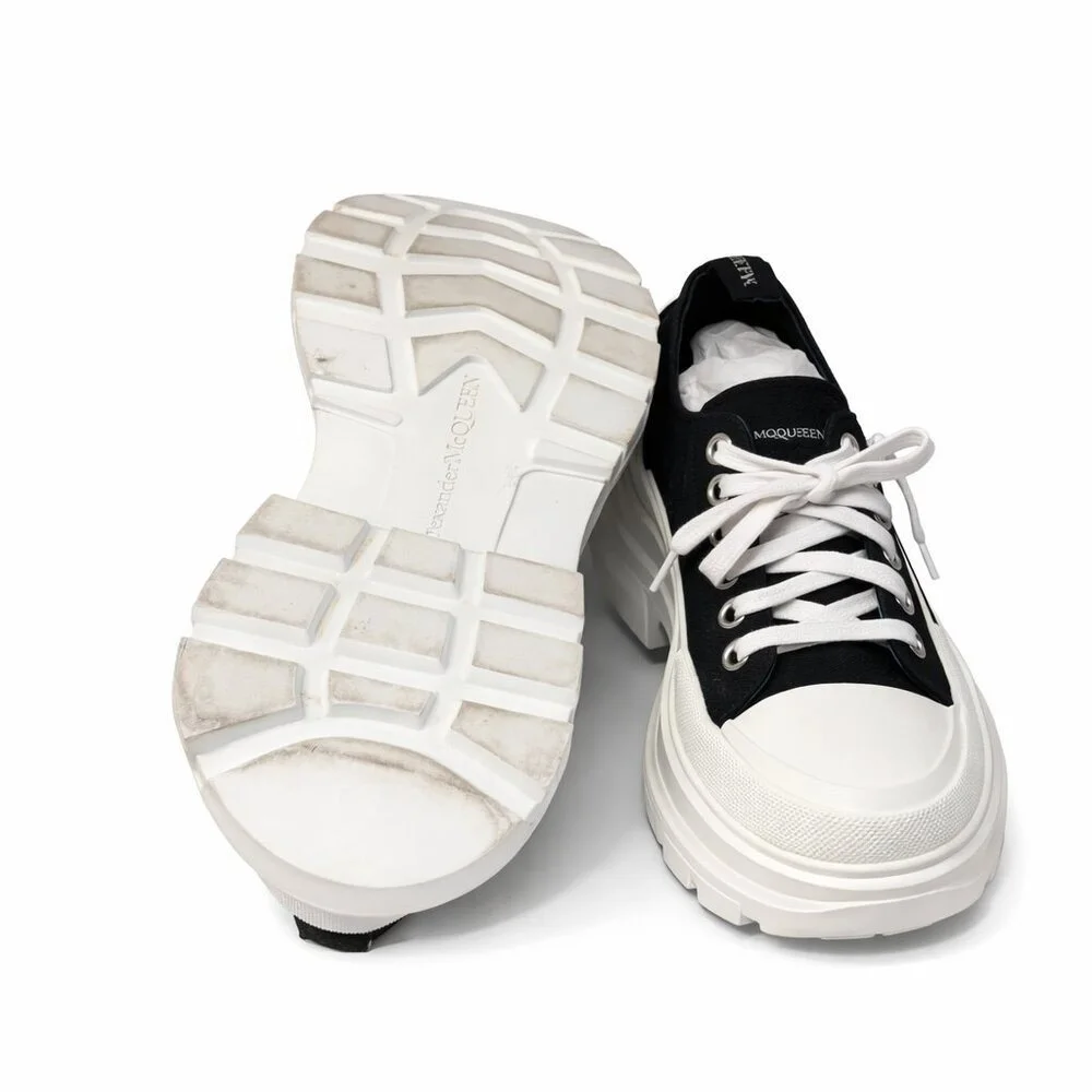 Alexander McQueen Tread Slick Sneakers Lace Up Shoes 39.5
