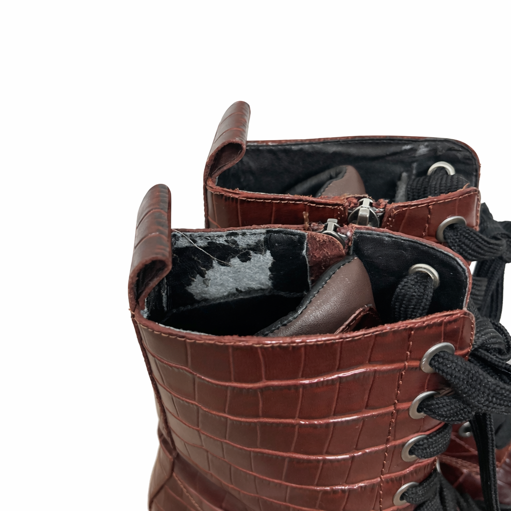 Kurt Geiger Crocodile Pattern Lace Up Boots Size 41