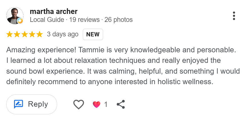 Screenshot of a positive review for a wellness session, mentioning relaxation techniques and sound bowl experience.