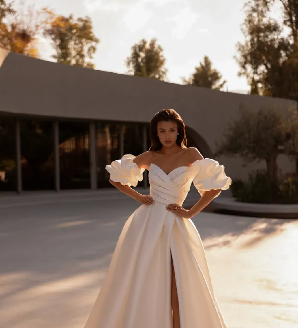 Fillie by Demetrios Bridal.png