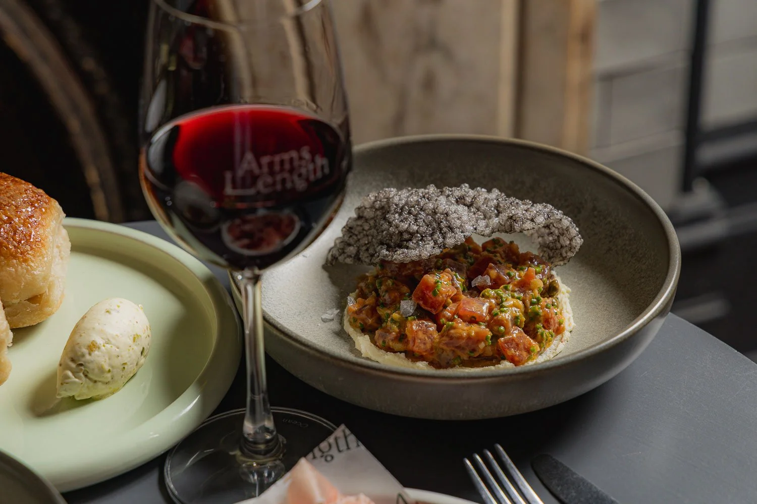 Arms Length_Feb26_Low Res_ Credit Jorge Santos-42.jpg