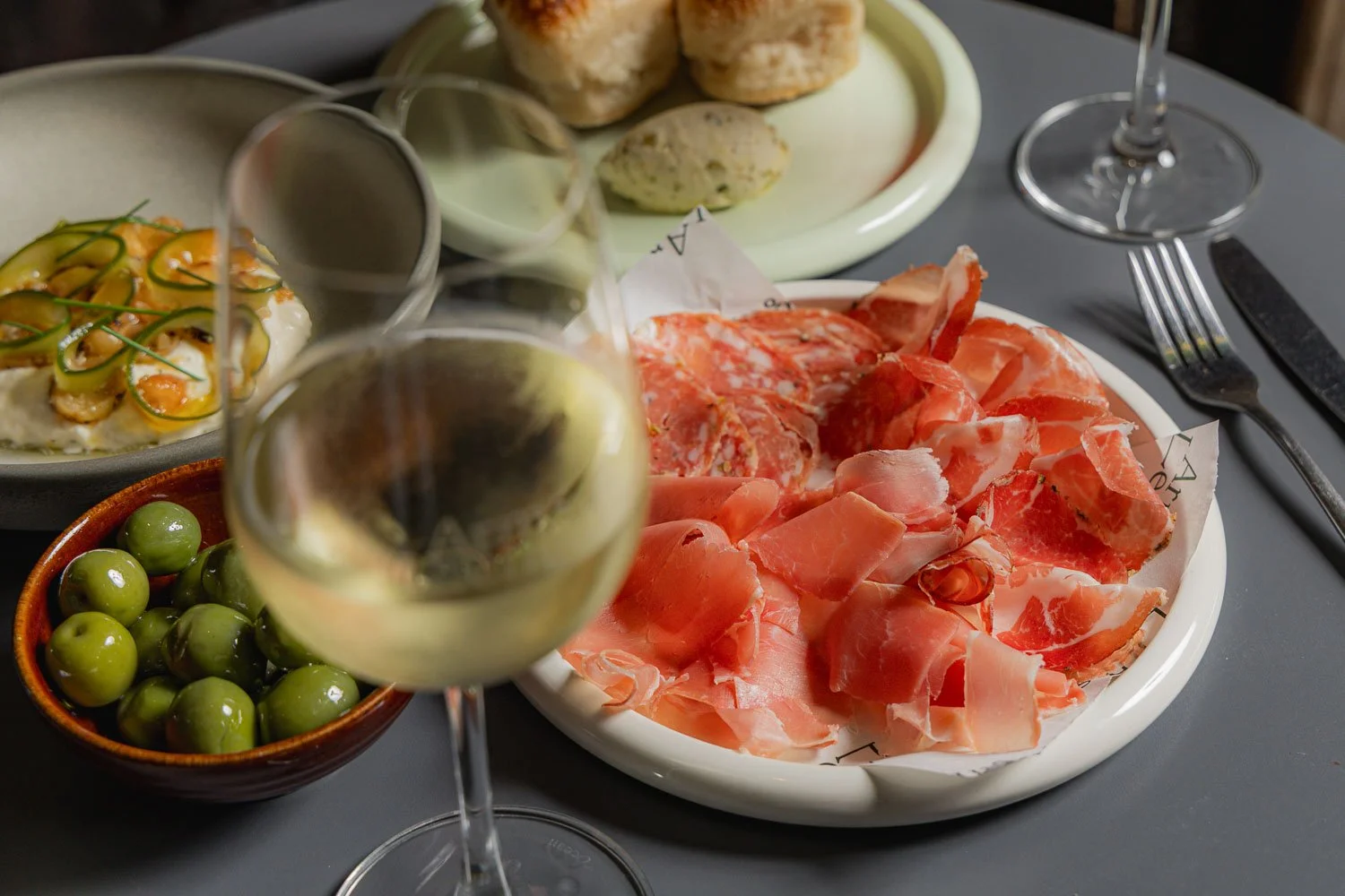 Arms Length_Feb26_Low Res_ Credit Jorge Santos-55.jpg