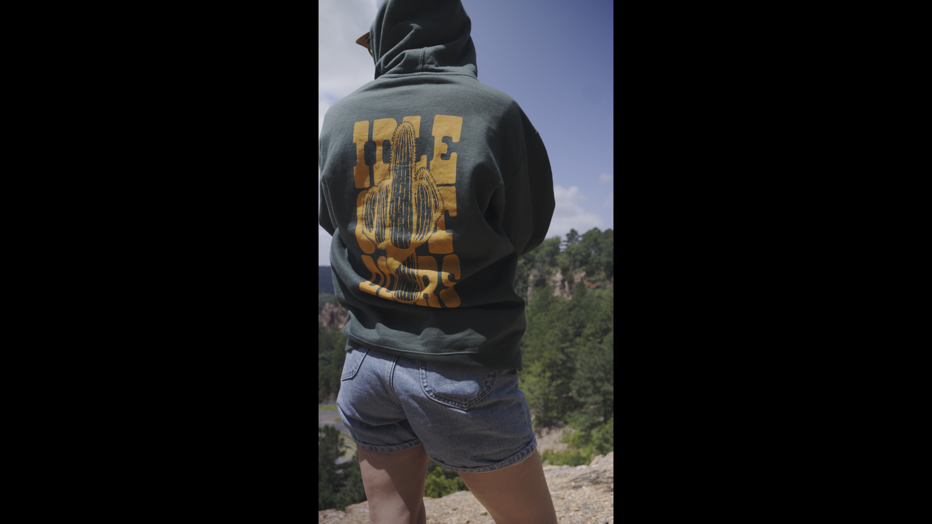 Idle Hoodie 6.png