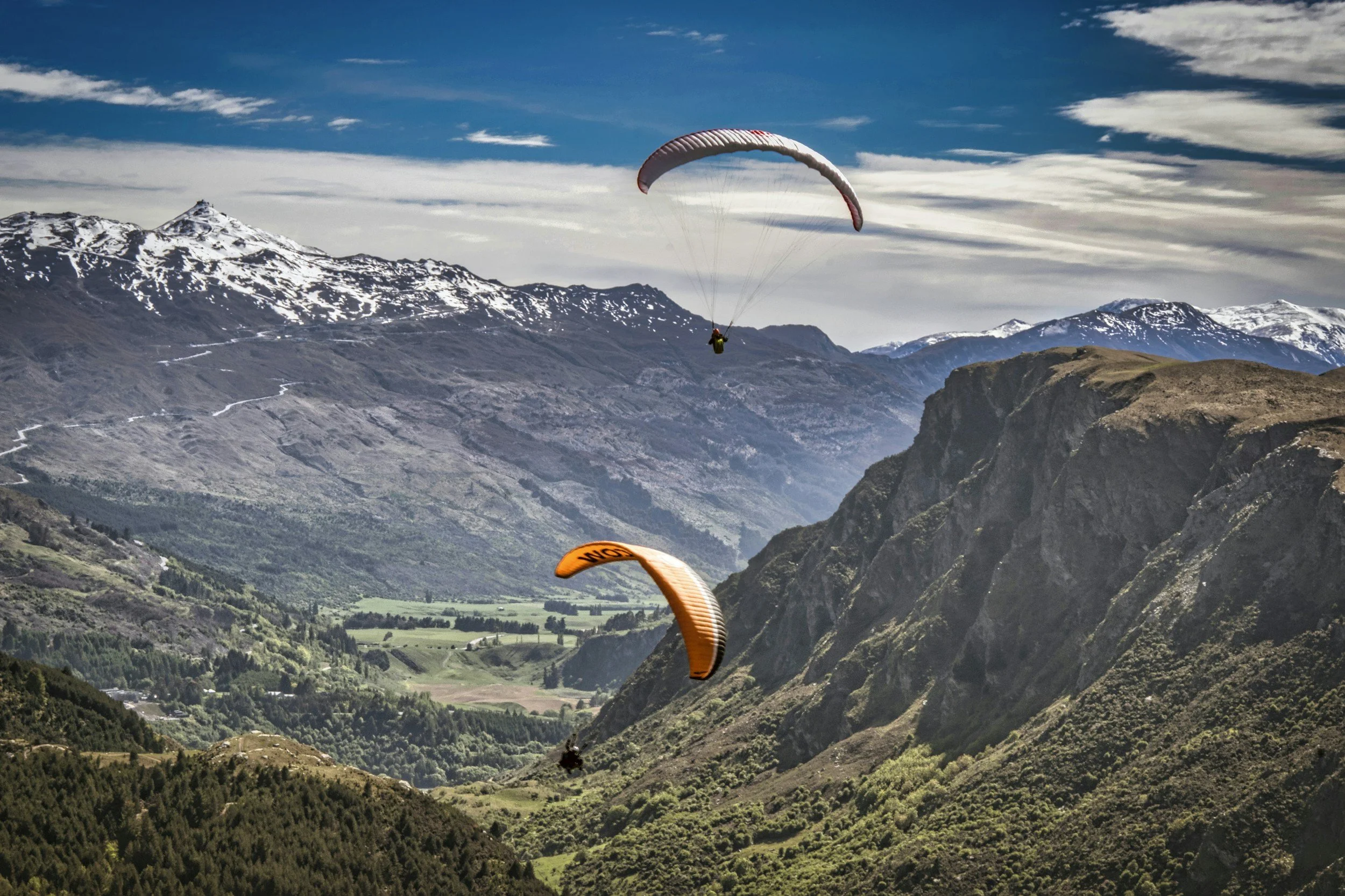 Paragliding in Queenstown, New Zealand