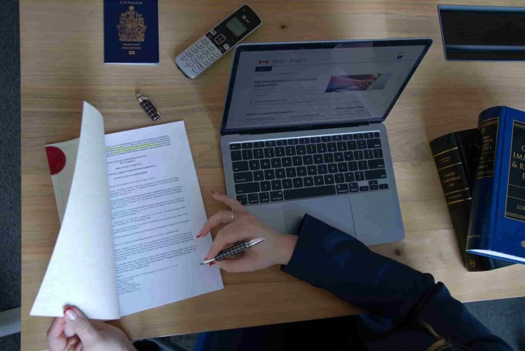 DROIT DE L’IMMIGRATION