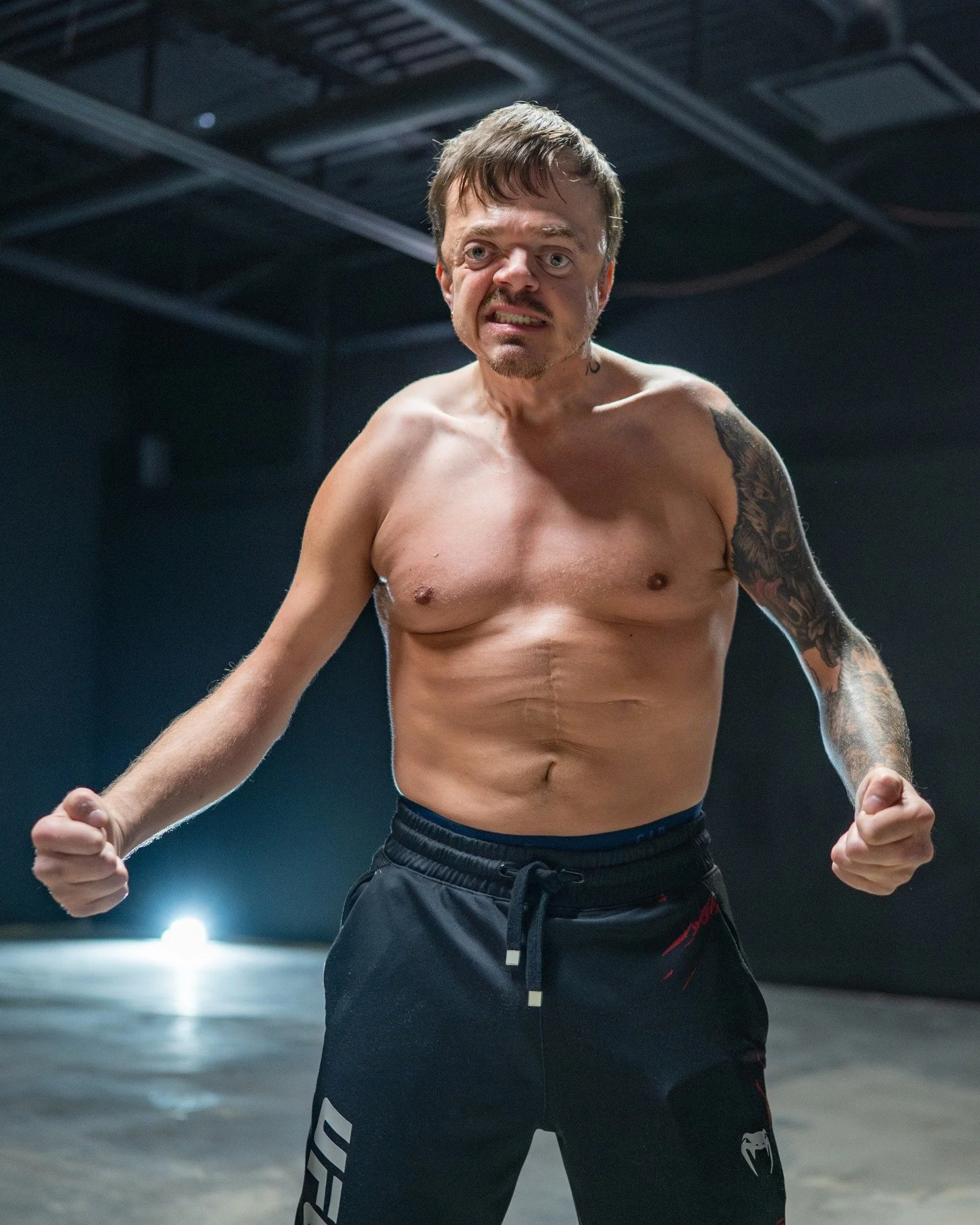 La perfection n'est pas l'objectif... 

L'important, c'est de devenir meilleur et plus fort qu'hier. 🥊

Un jour &agrave; la fois, un pas &agrave; la fois. On l&acirc;che pas, les guerriers! 💪