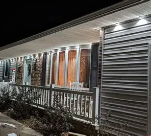 An image of The Float House