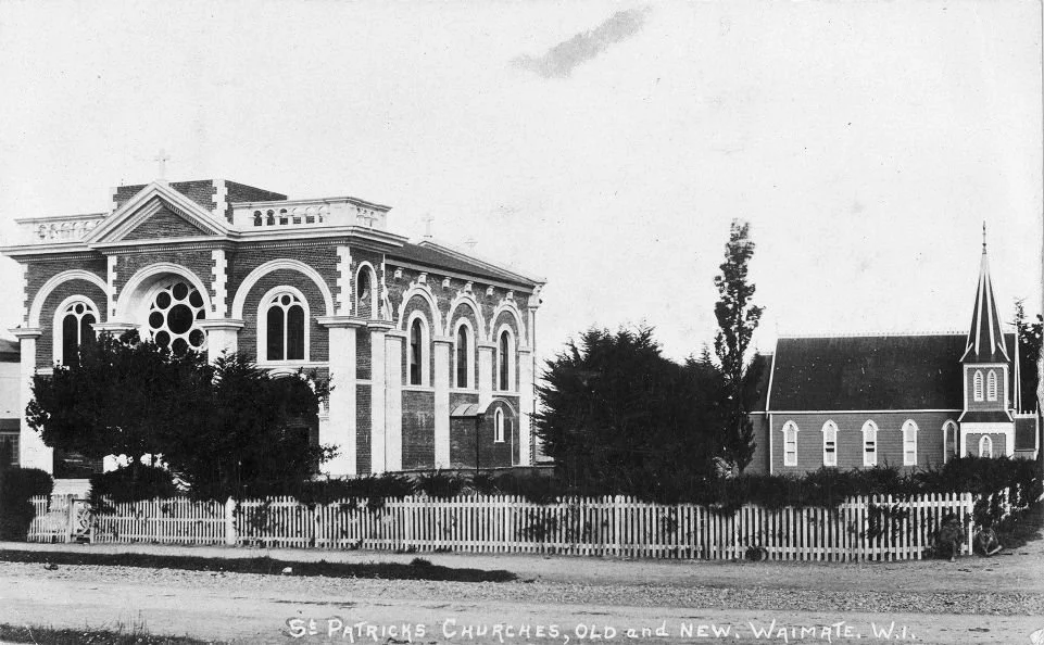 OLD AND OLDER ⛪

A fascinating glimpse of St Patrick&rsquo;s Basilica taking shape in Waimate, with the original Catholic church still standing beside it on the right.

The photo was taken sometime between 1900 and 1909. It doesn't look quite right w