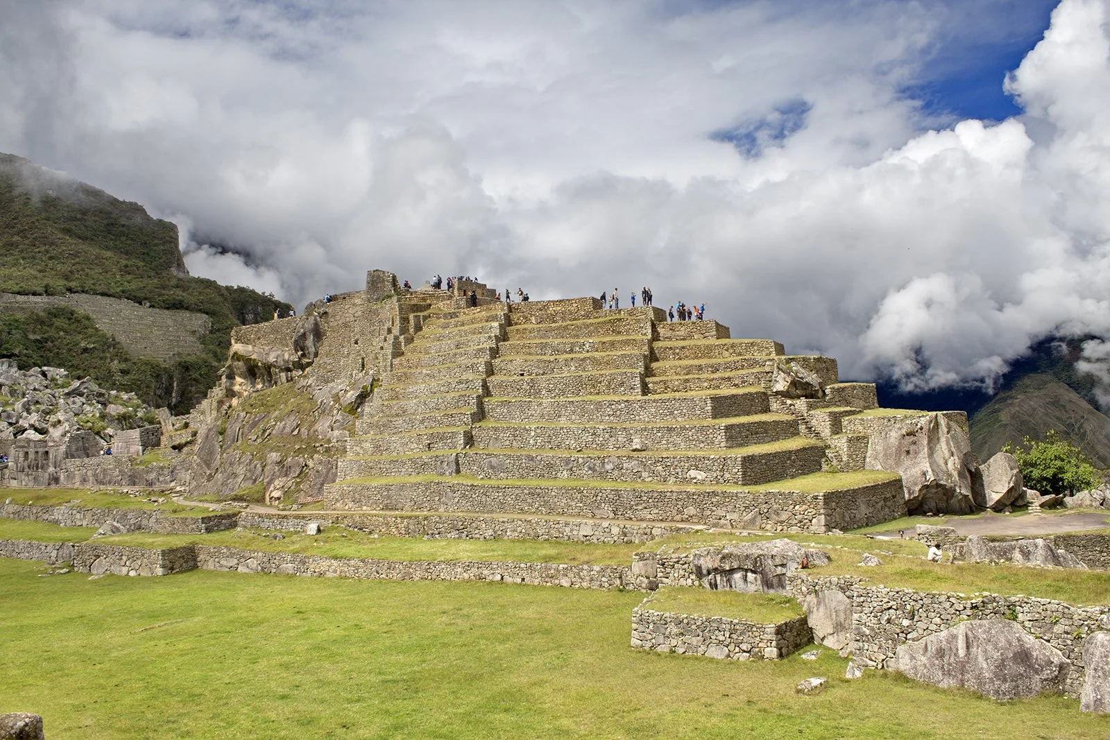 Puma Machupicchu.jpg