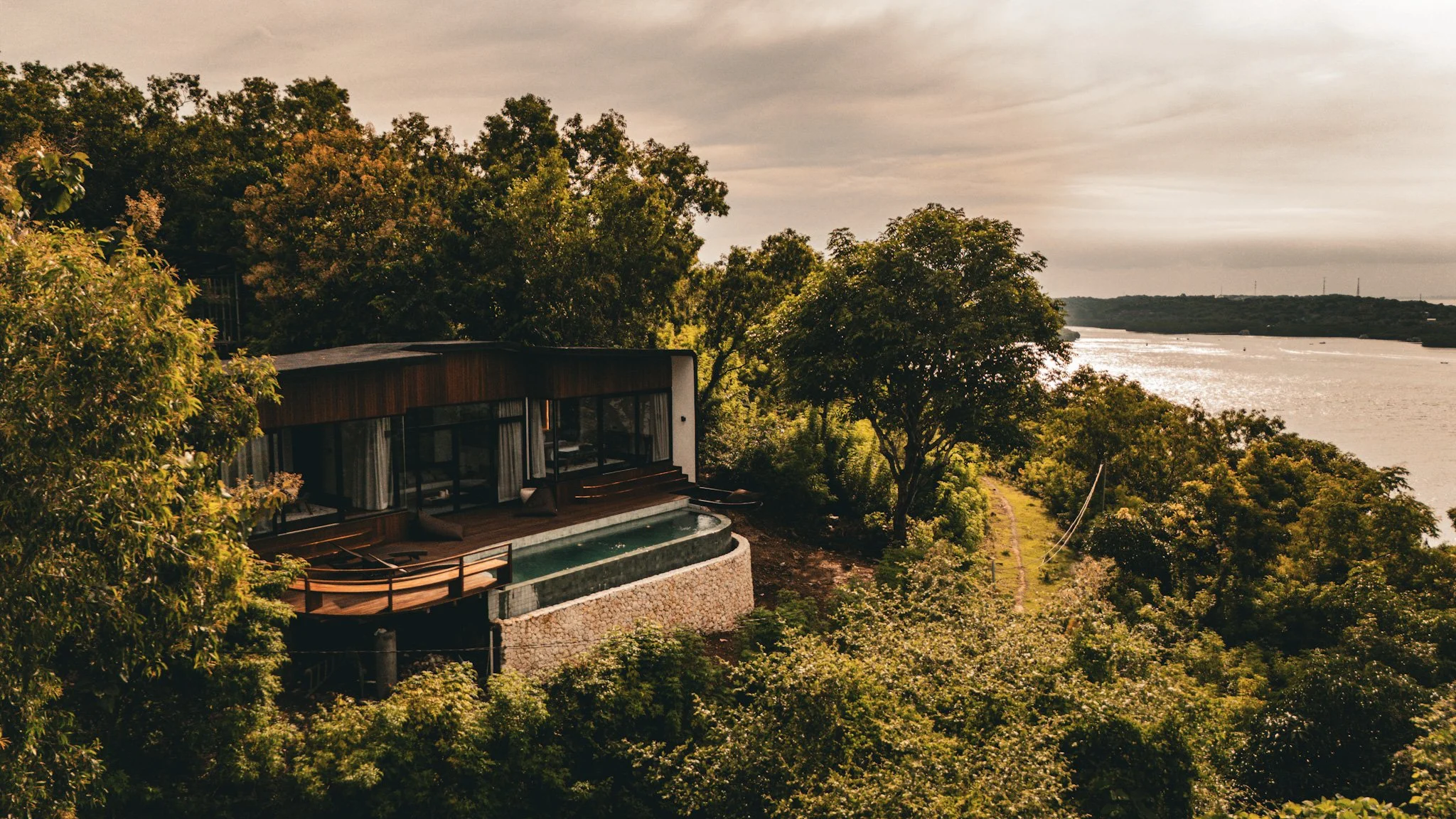 Projekt Adiwana Warnakali