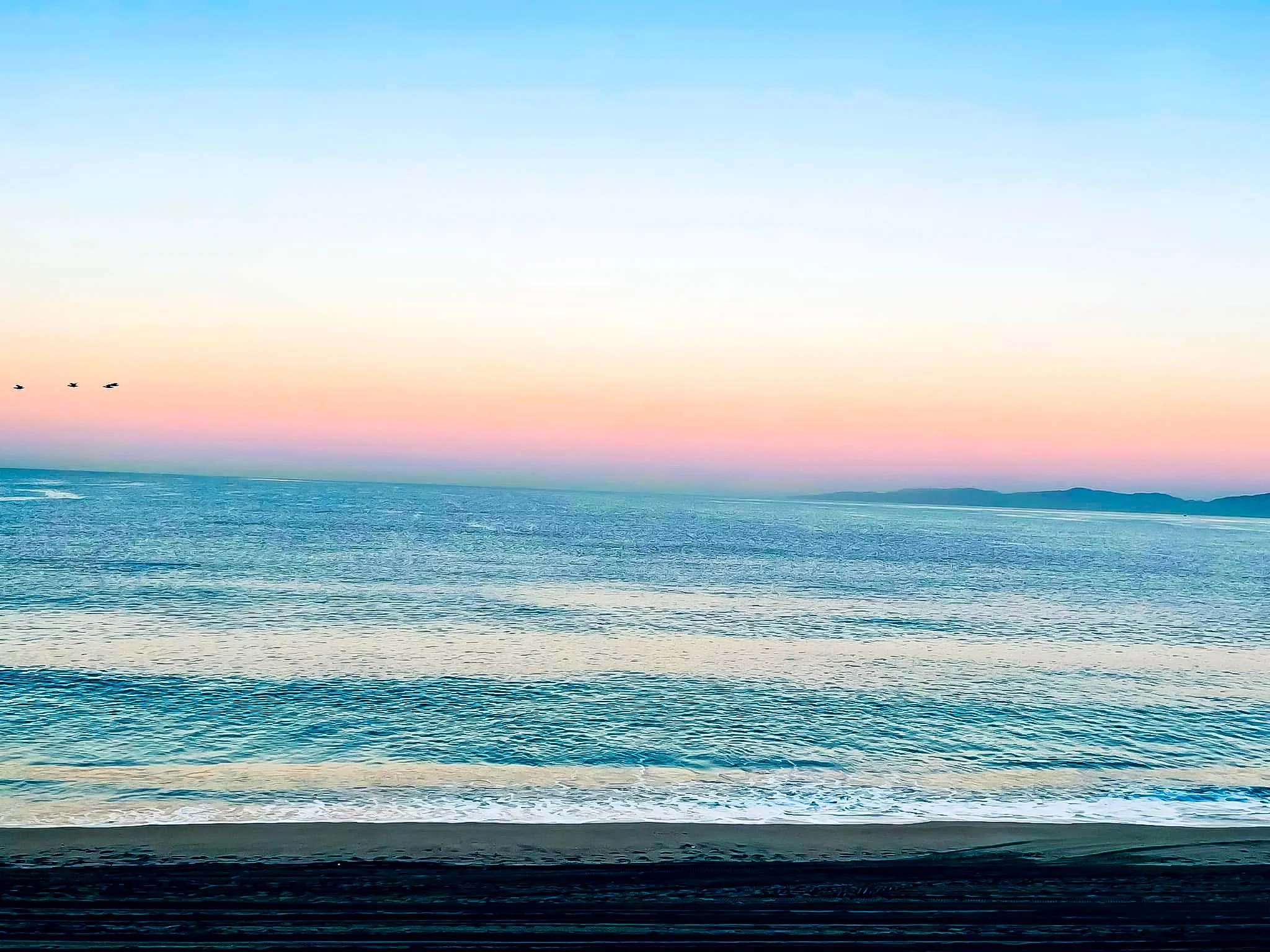 Pastel Ocean Sunrise