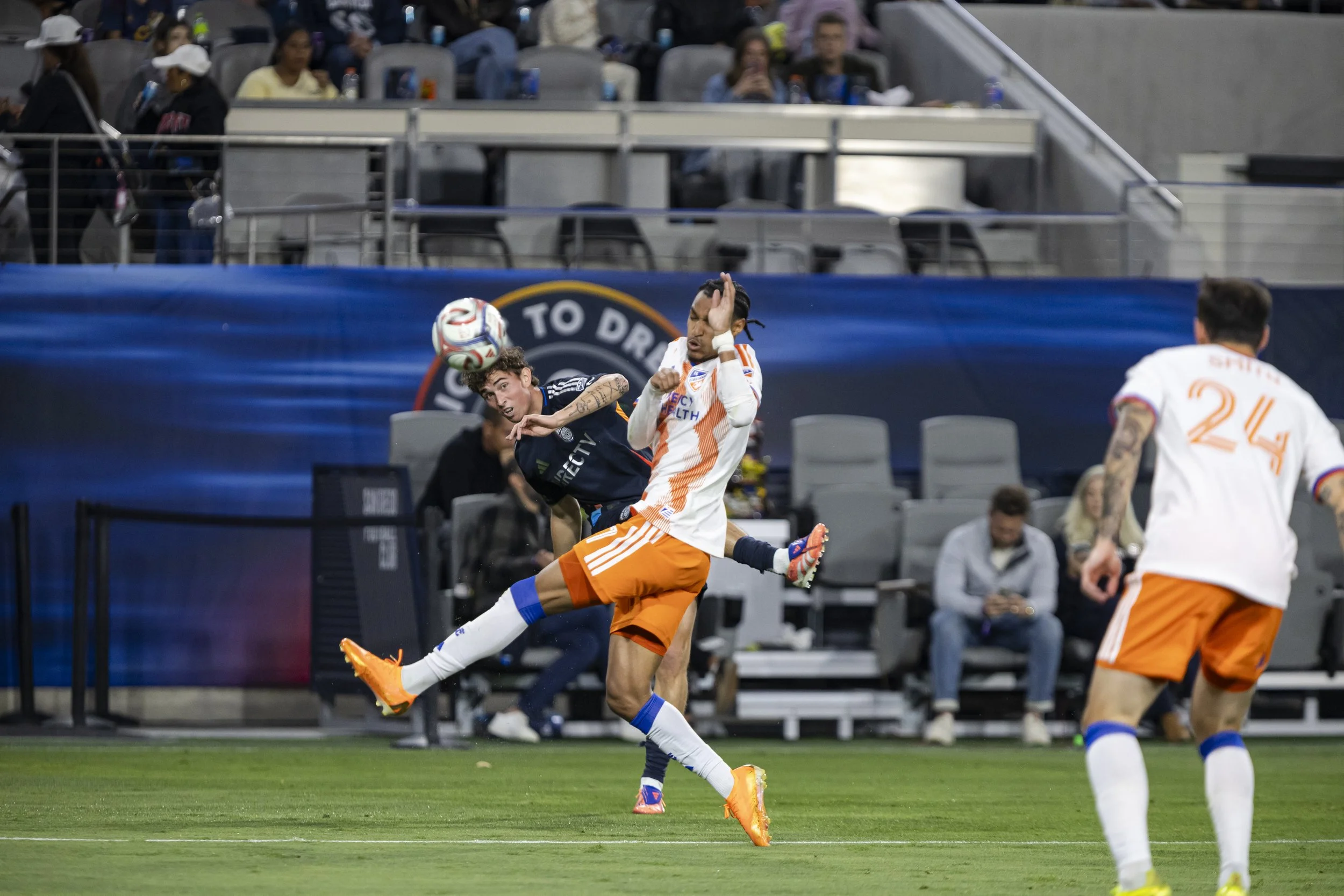 2605-16_SDFC-v-FC Cincinnati_8.jpg