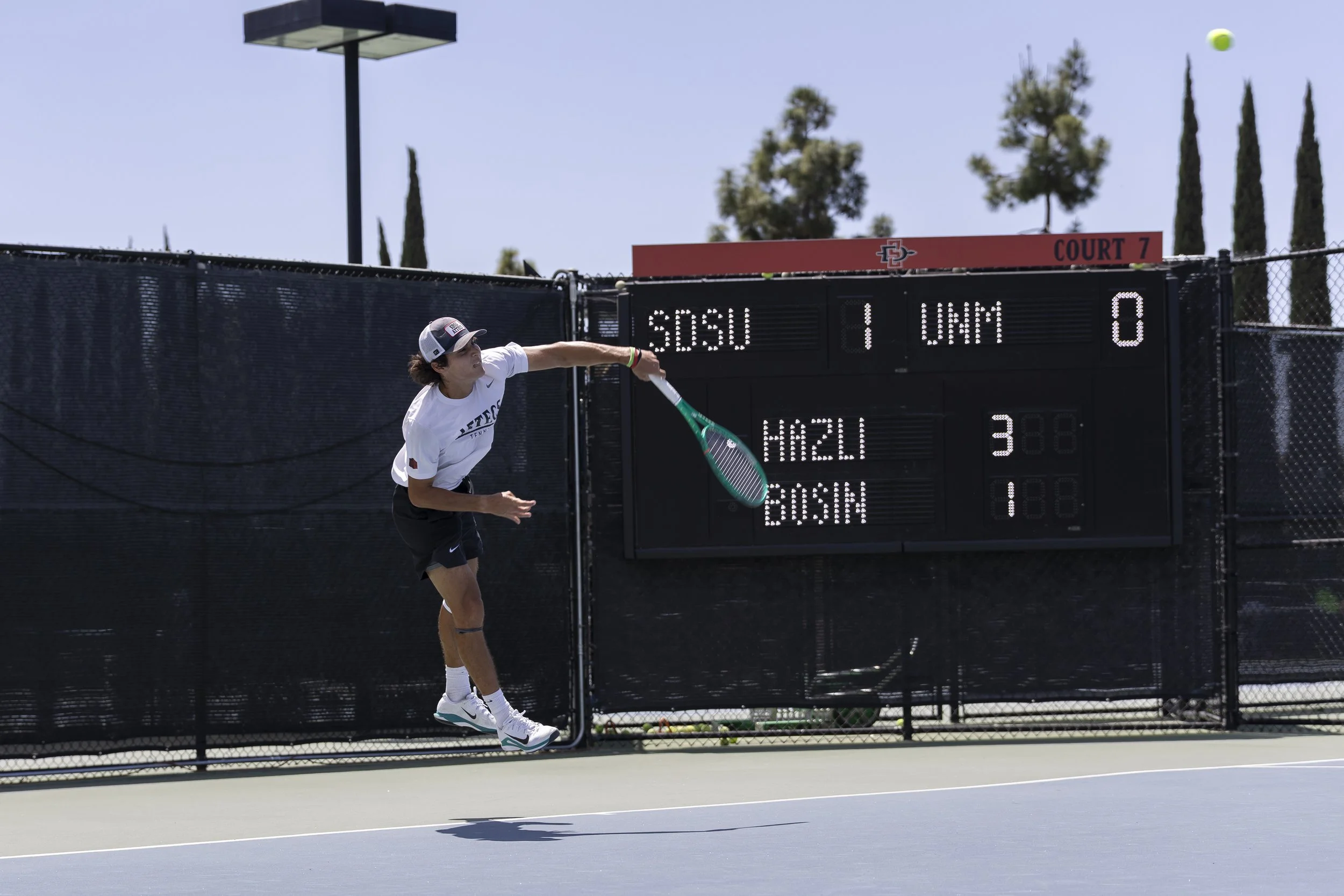 2604-19_M-Tennis-v-New Mexico_11.jpg